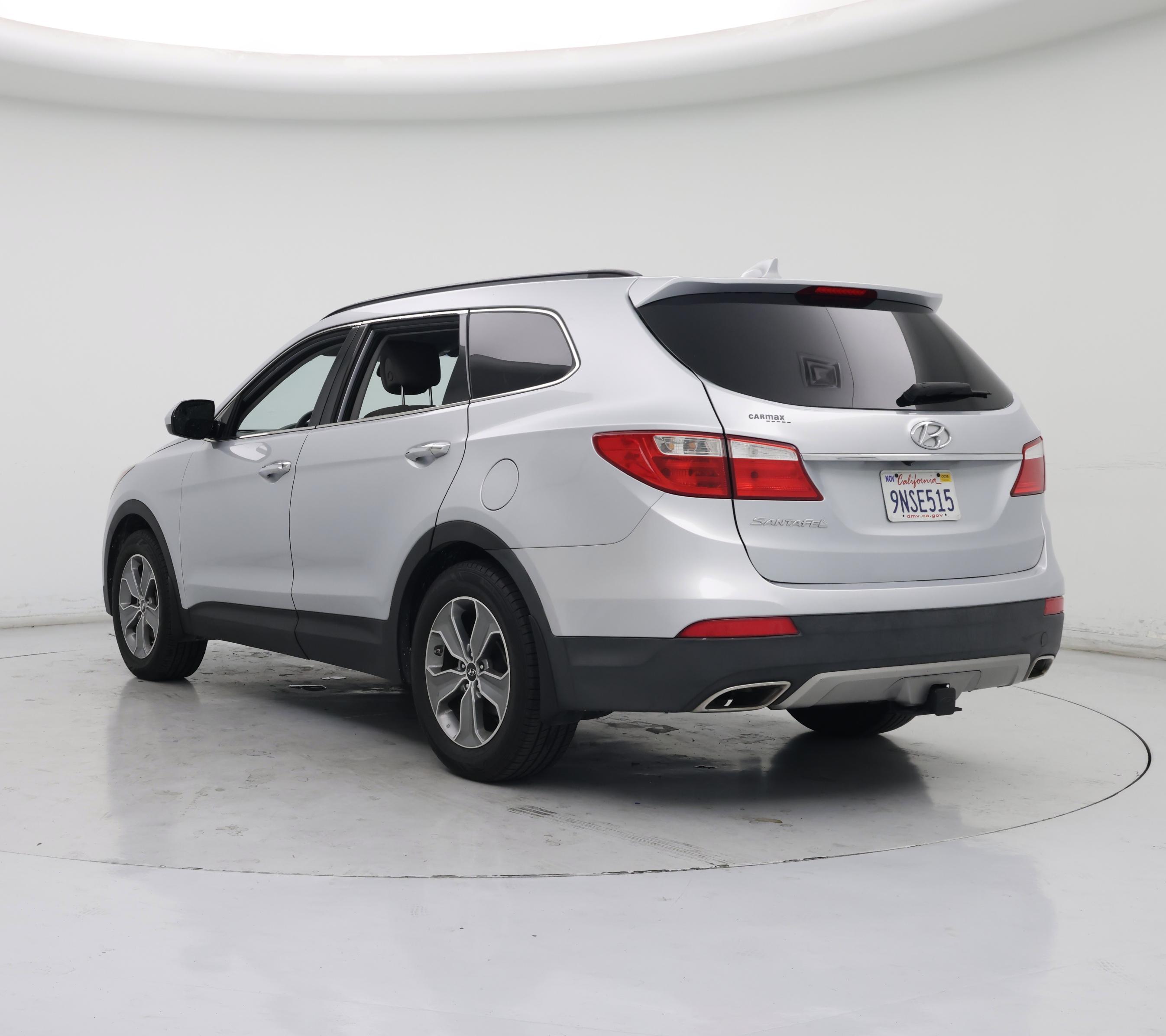 Thumbnail: 2016 Hyundai Santa Fe - 2