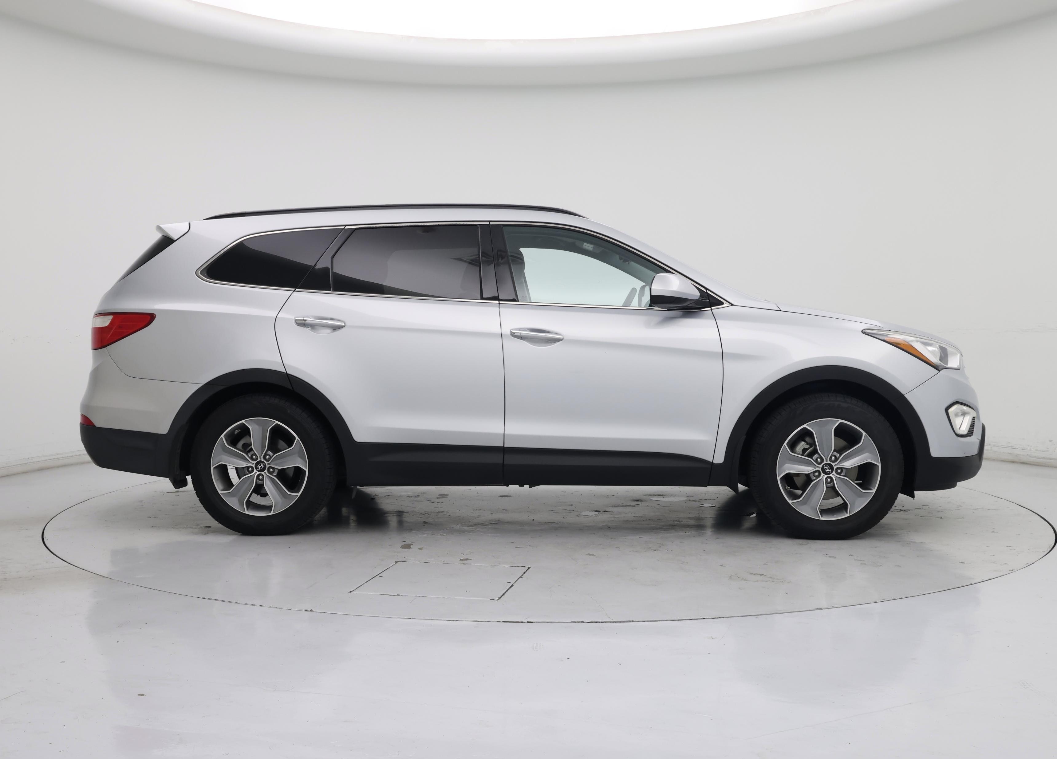 Thumbnail: 2016 Hyundai Santa Fe - 7