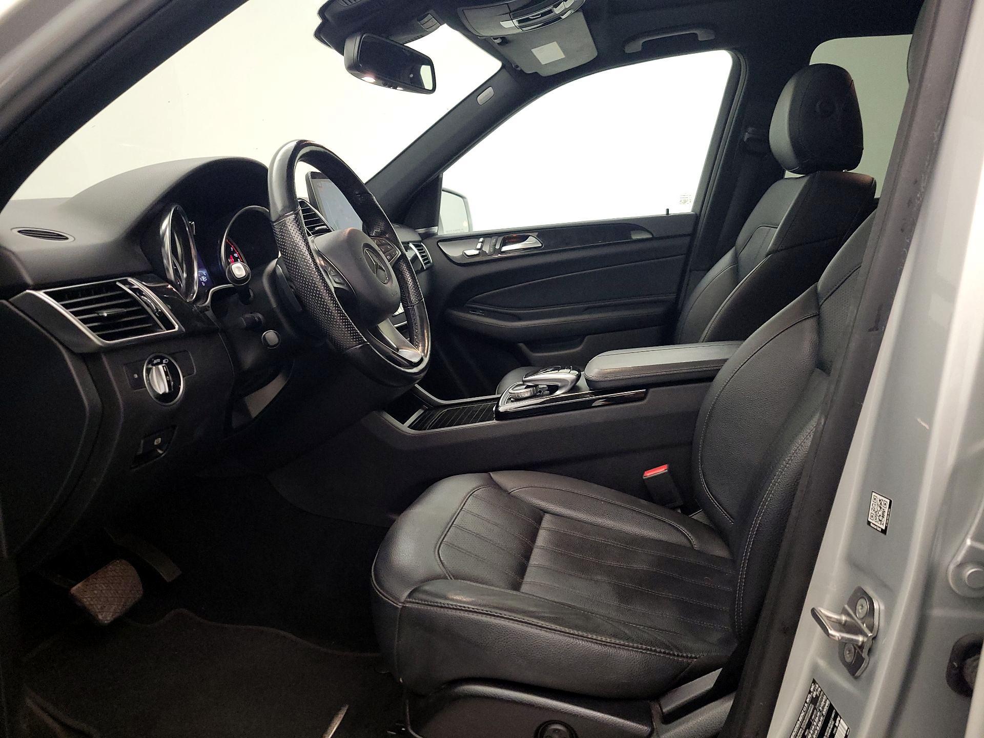 Thumbnail: 2018 Mercedes-Benz GLE - 11