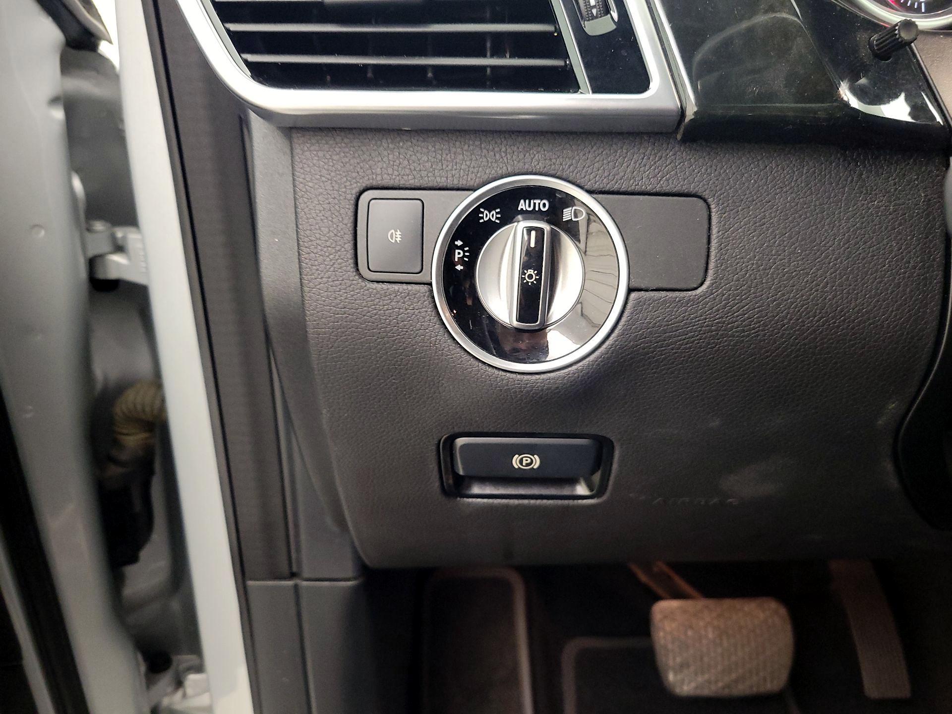 Thumbnail: 2018 Mercedes-Benz GLE - 13