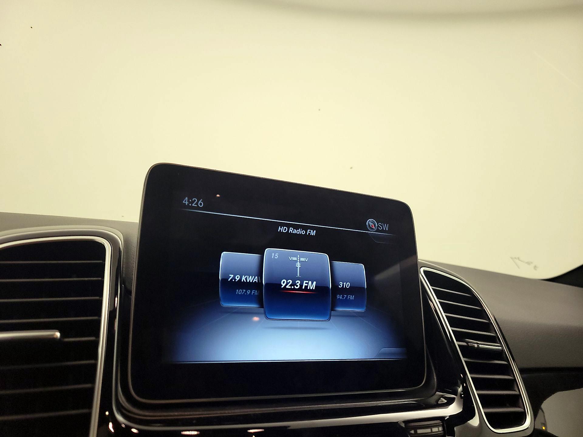 Thumbnail: 2018 Mercedes-Benz GLE - 16