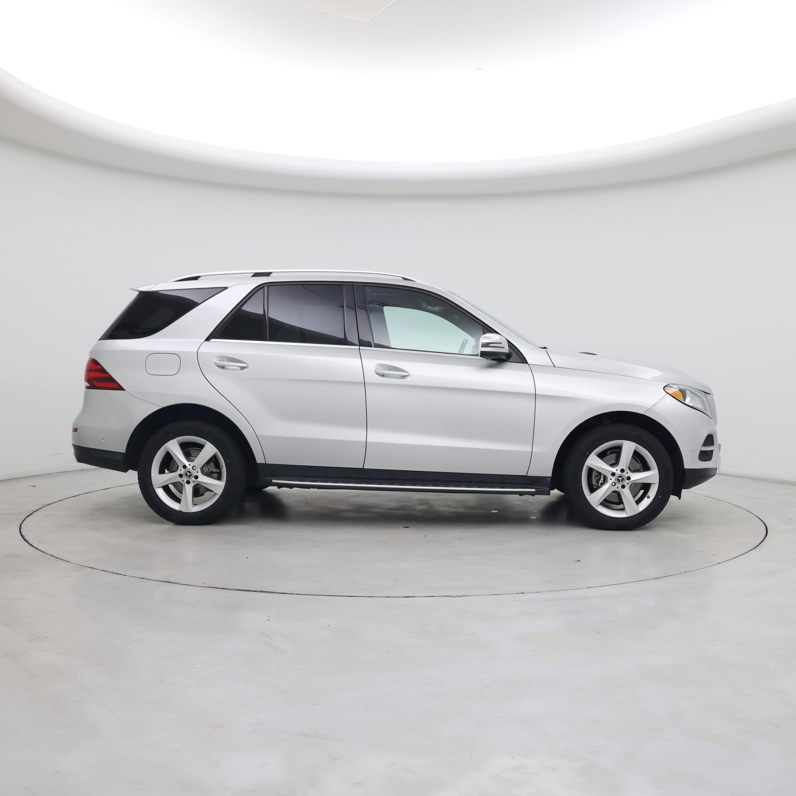 Thumbnail: 2018 Mercedes-Benz GLE - 7