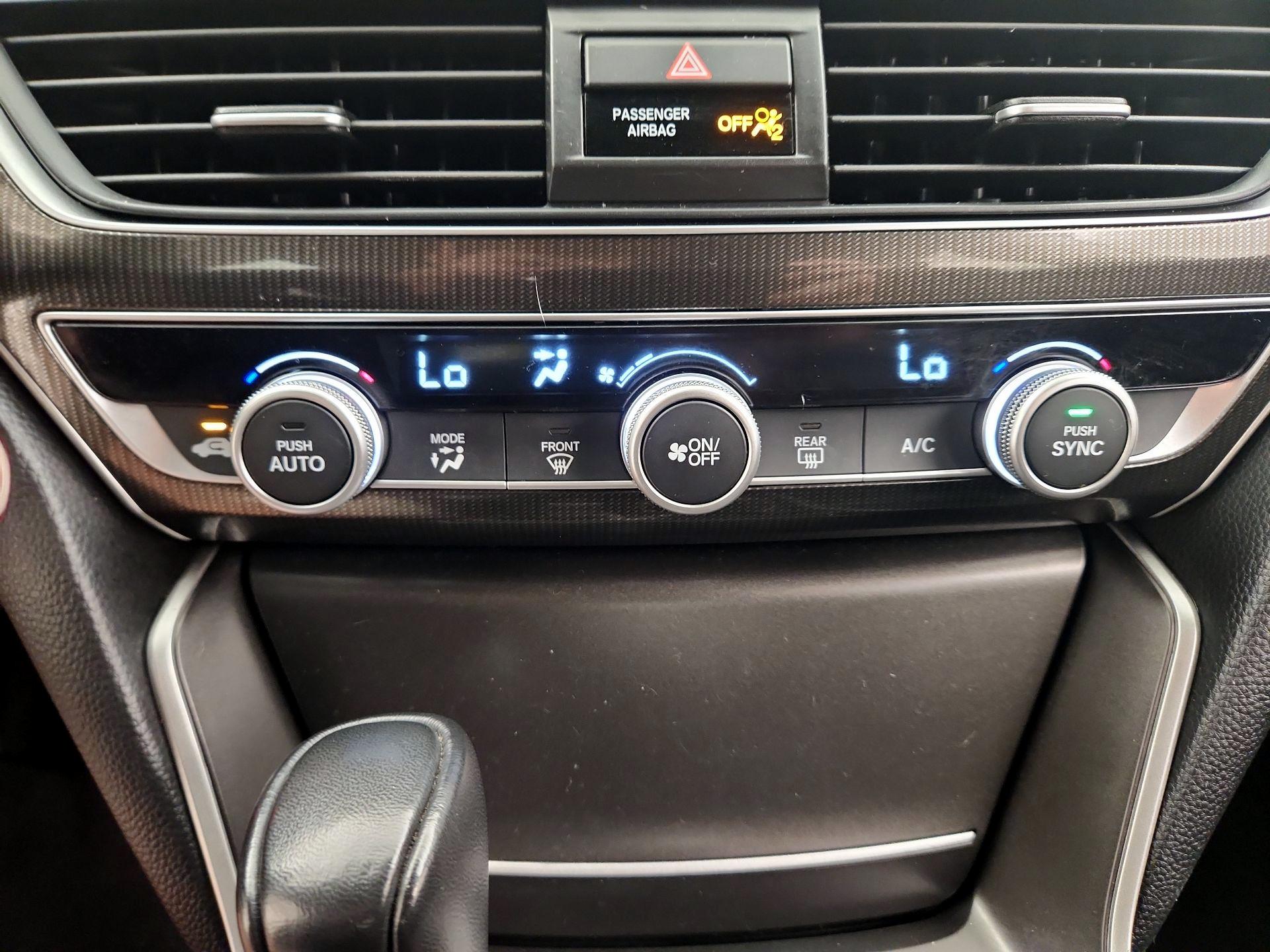 Thumbnail: 2018 Honda Accord - 16