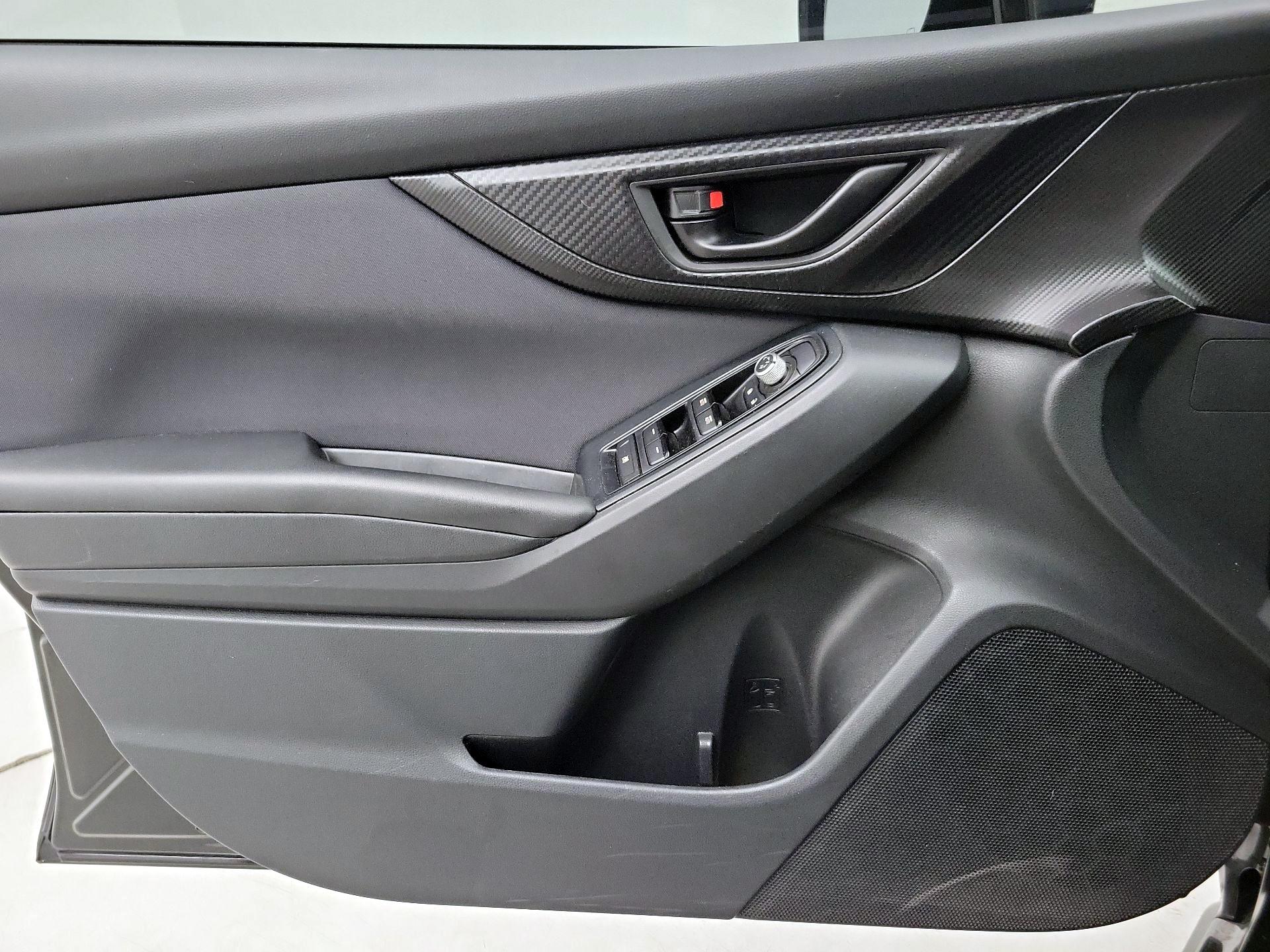 Thumbnail: 2020 Subaru Crosstrek - 12