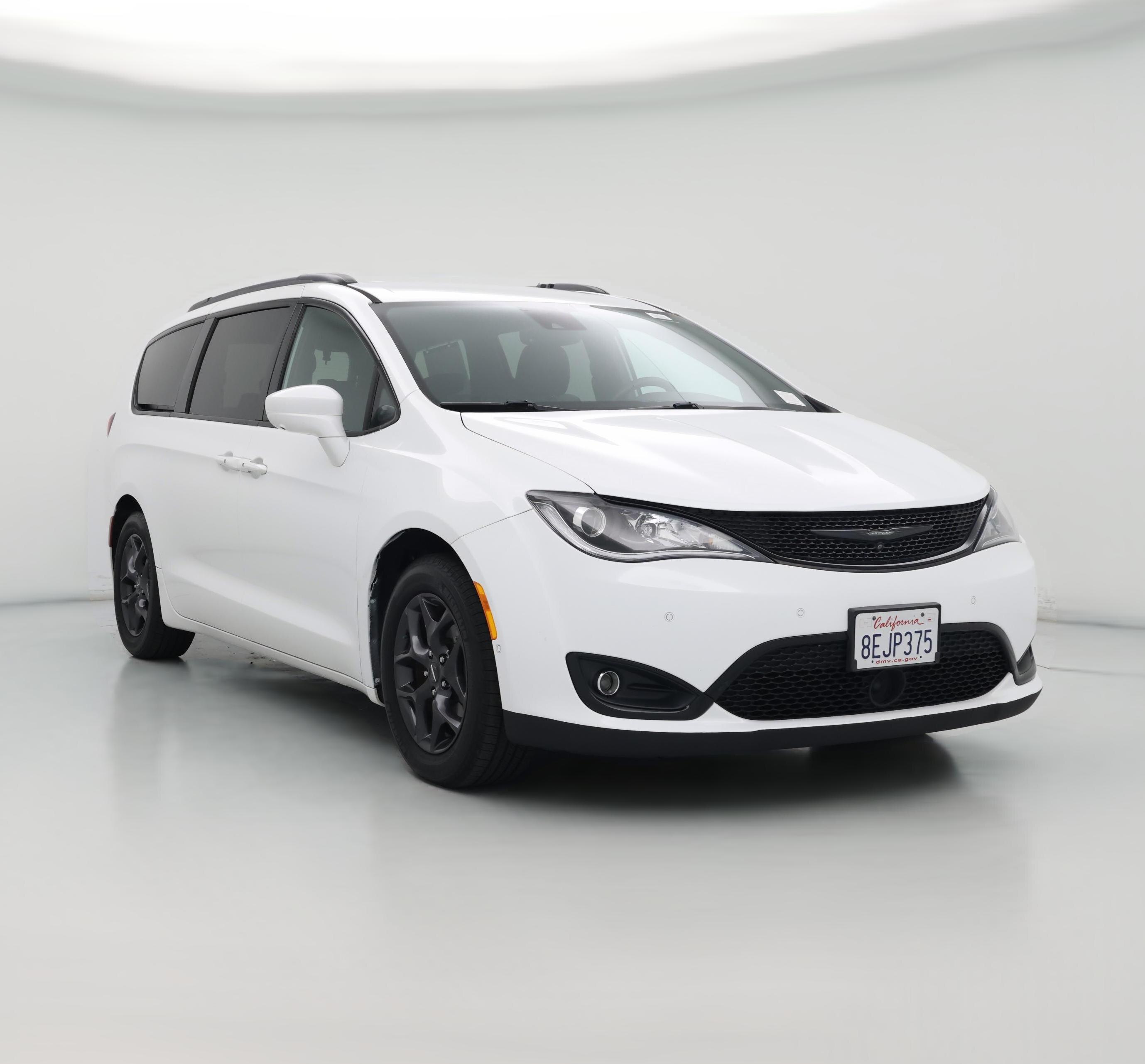 Thumbnail: 2018 Chrysler Pacifica - 1