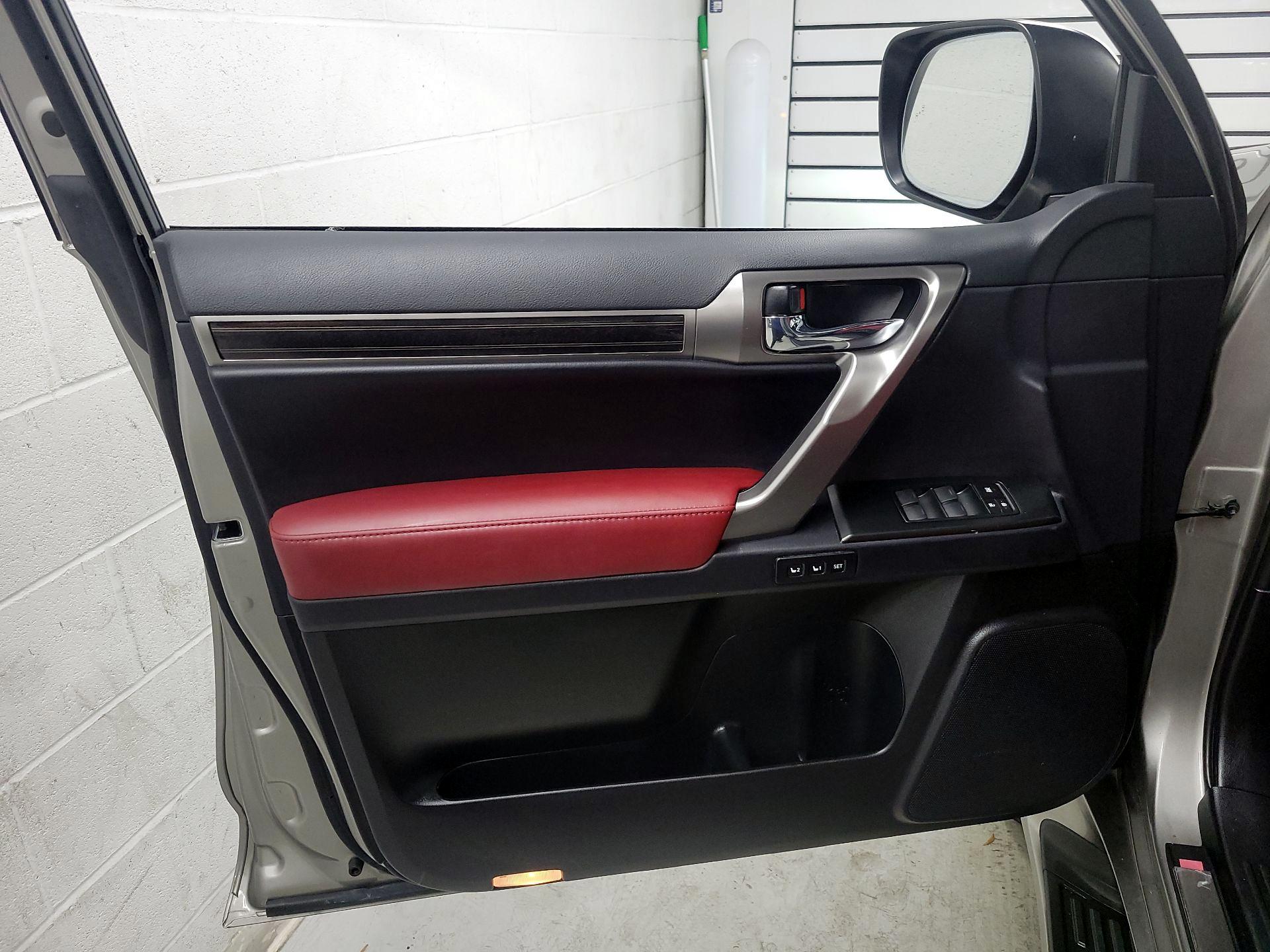 Thumbnail: 2023 Lexus GX - 12
