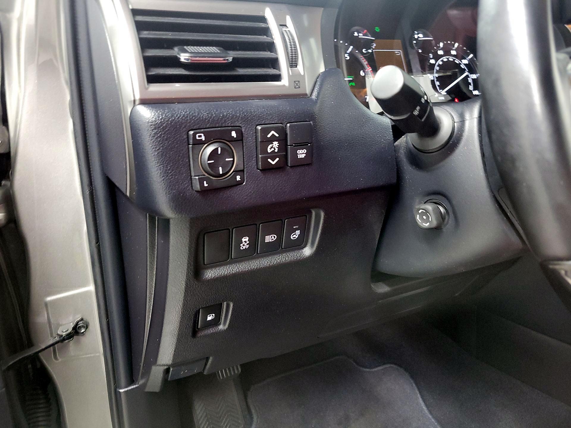 Thumbnail: 2023 Lexus GX - 13
