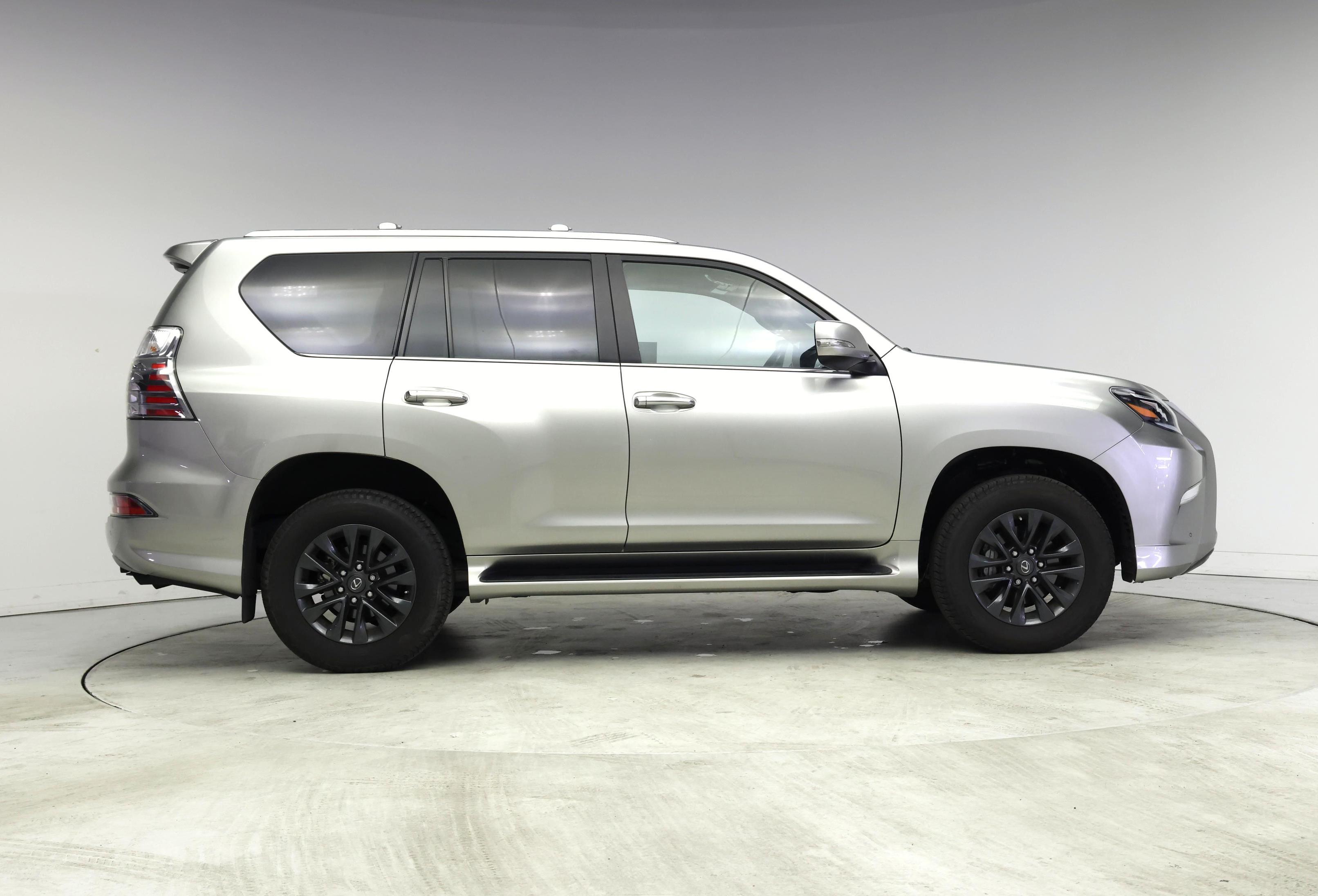 Thumbnail: 2023 Lexus GX - 7