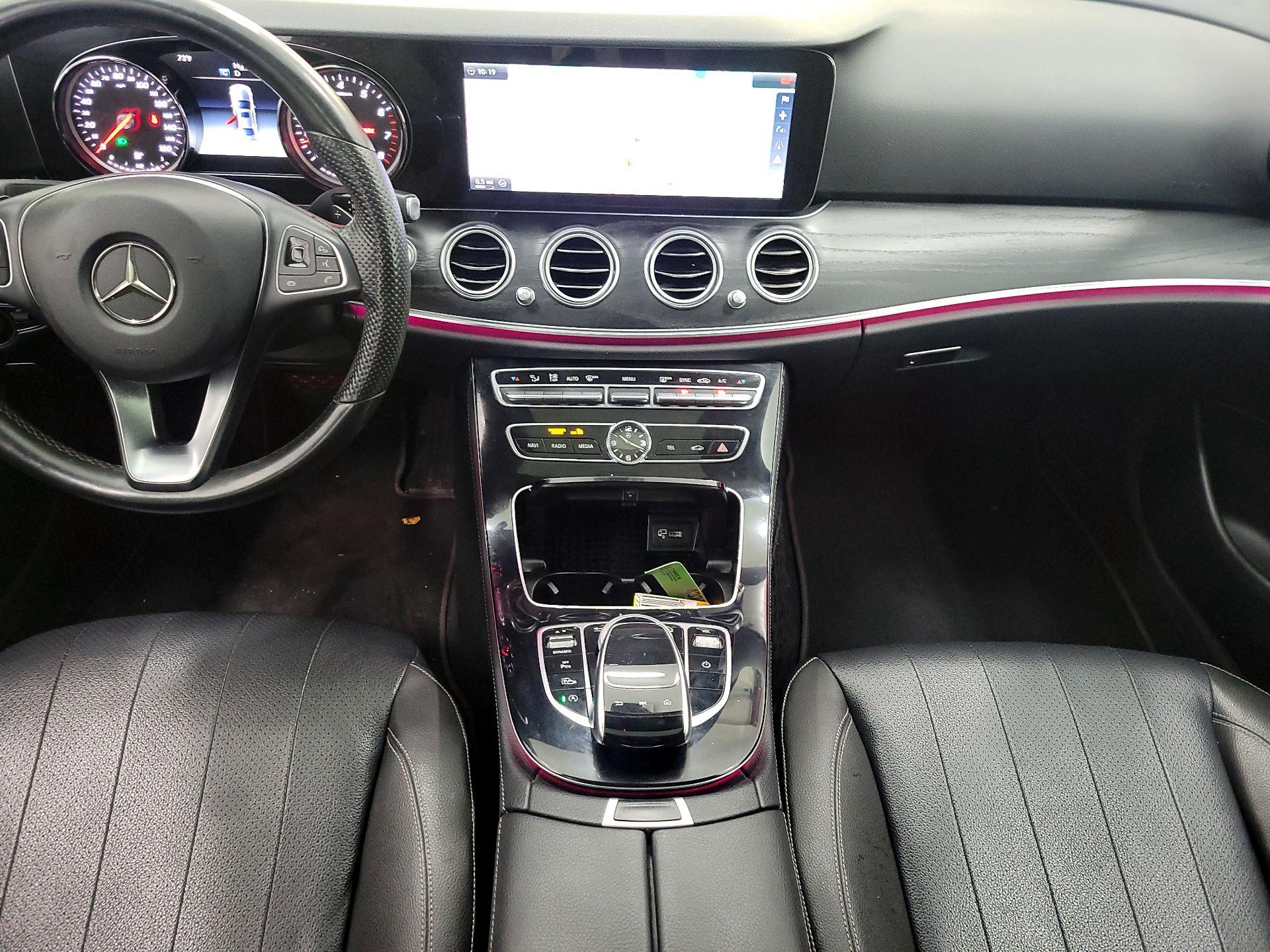 Thumbnail: 2017 Mercedes-Benz E-Class - 9