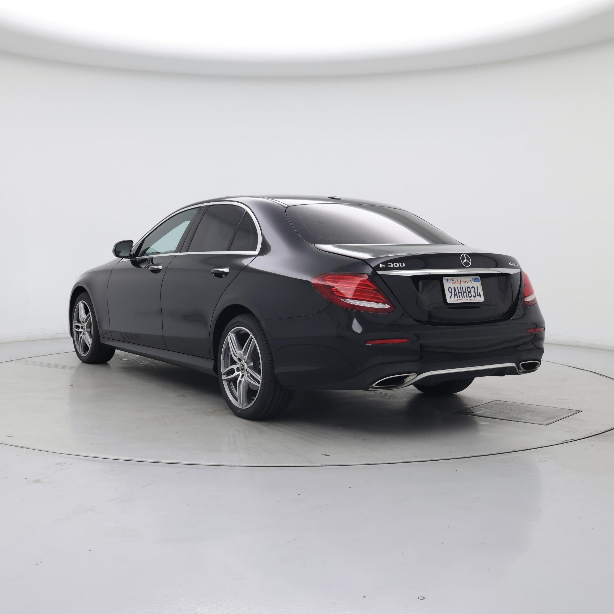 Thumbnail: 2017 Mercedes-Benz E-Class - 2