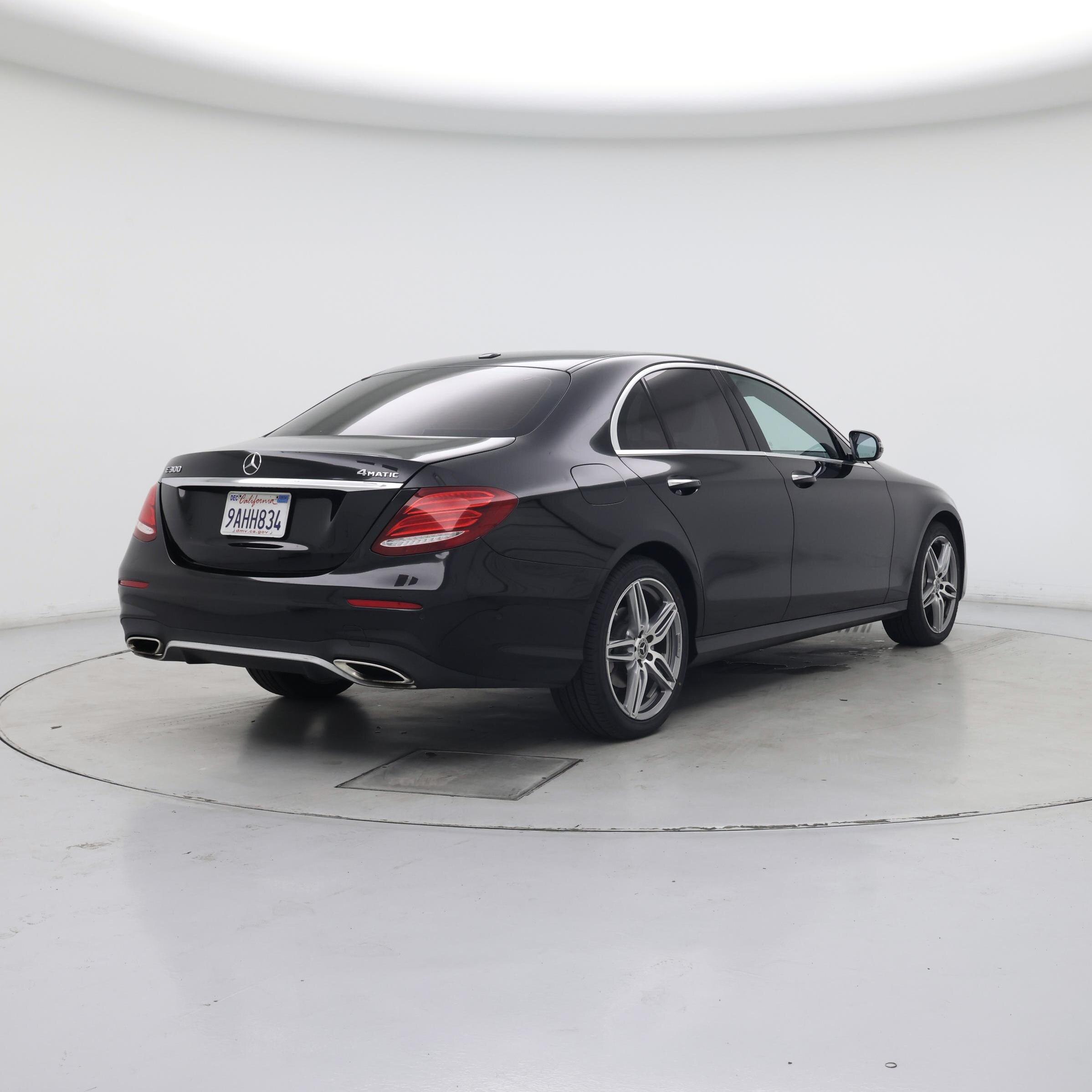 Thumbnail: 2017 Mercedes-Benz E-Class - 8