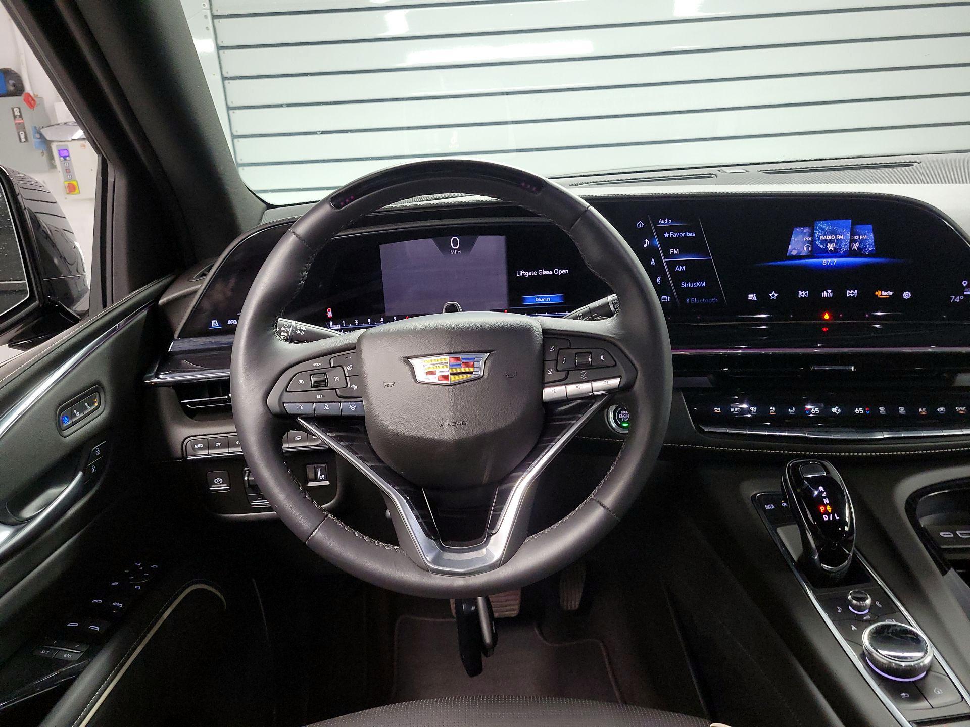 Thumbnail: 2023 Cadillac Escalade - 10