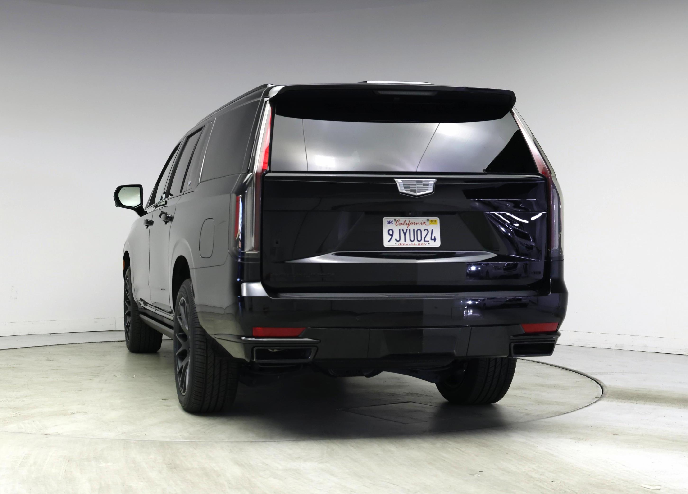 Thumbnail: 2023 Cadillac Escalade - 6