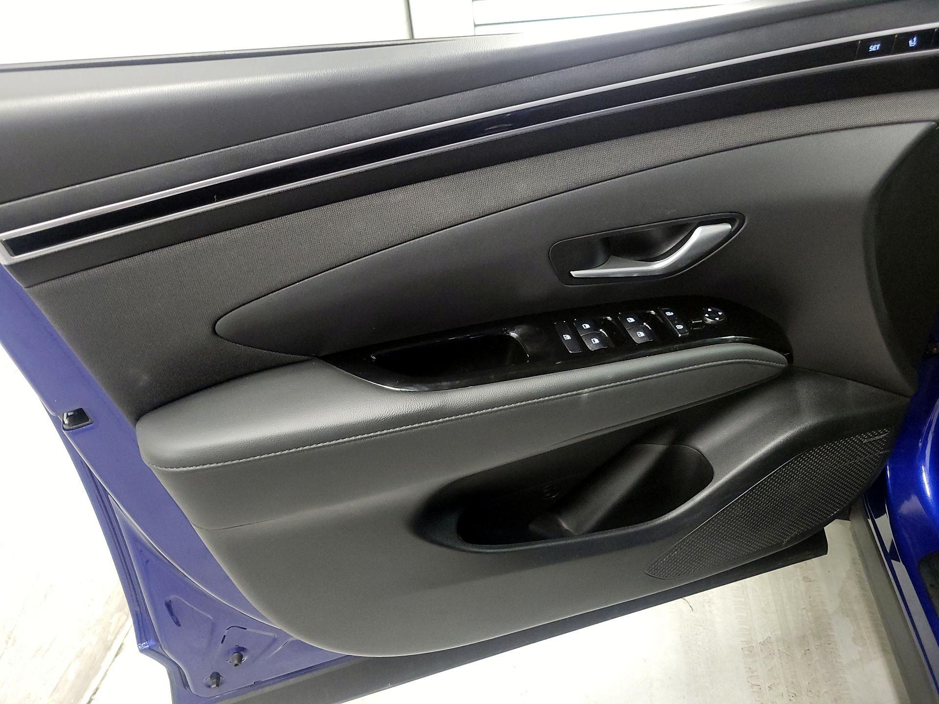 Thumbnail: 2024 Hyundai Tucson - 12