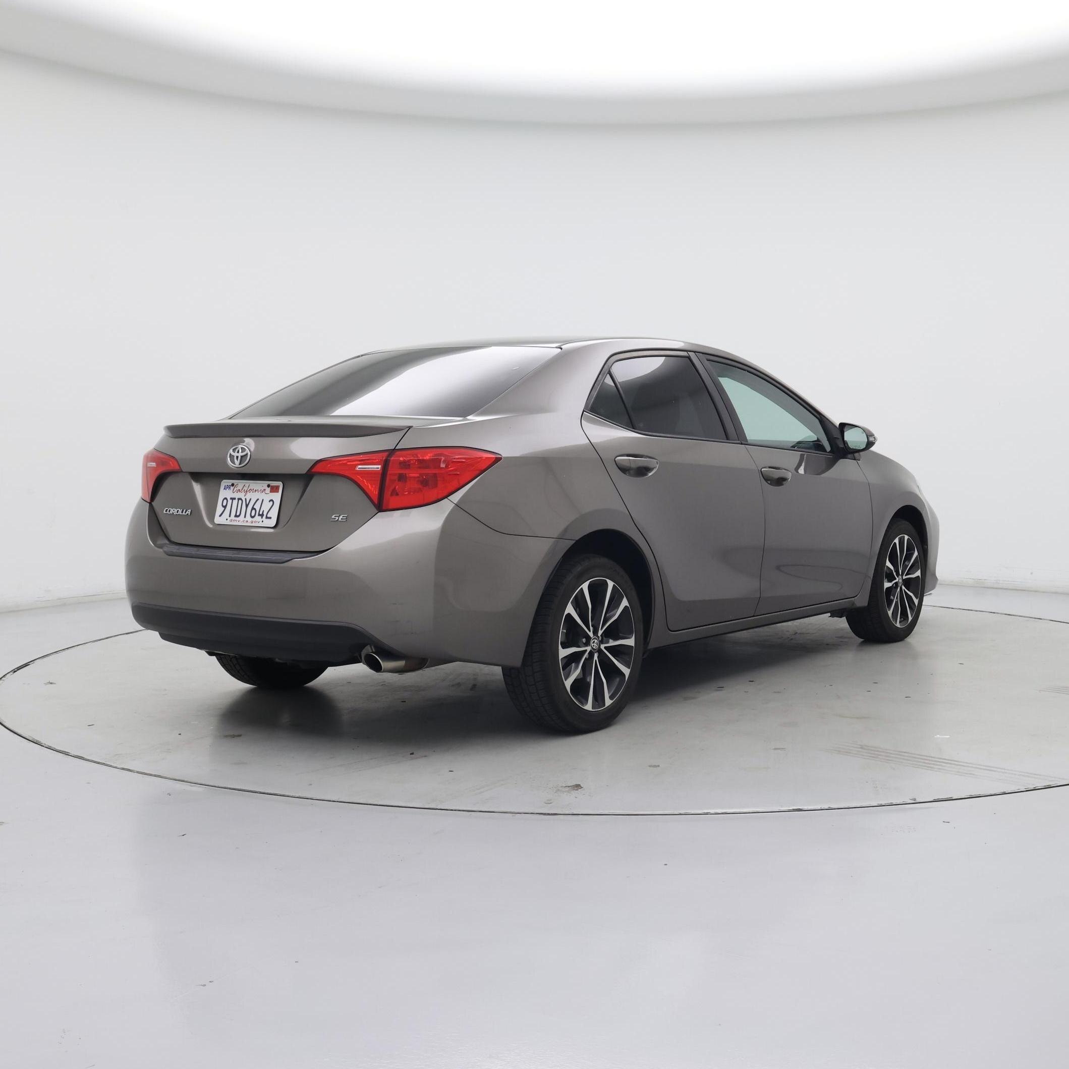 Thumbnail: 2017 Toyota Corolla - 8