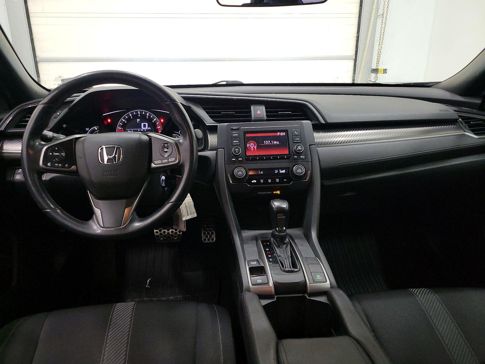 Thumbnail: 2017 Honda Civic - 9