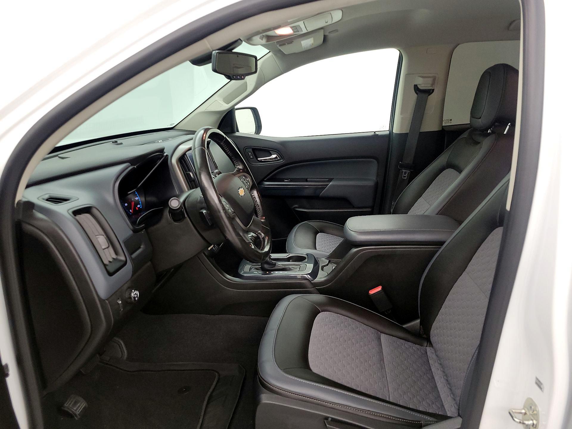 Thumbnail: 2019 Chevrolet Colorado - 11