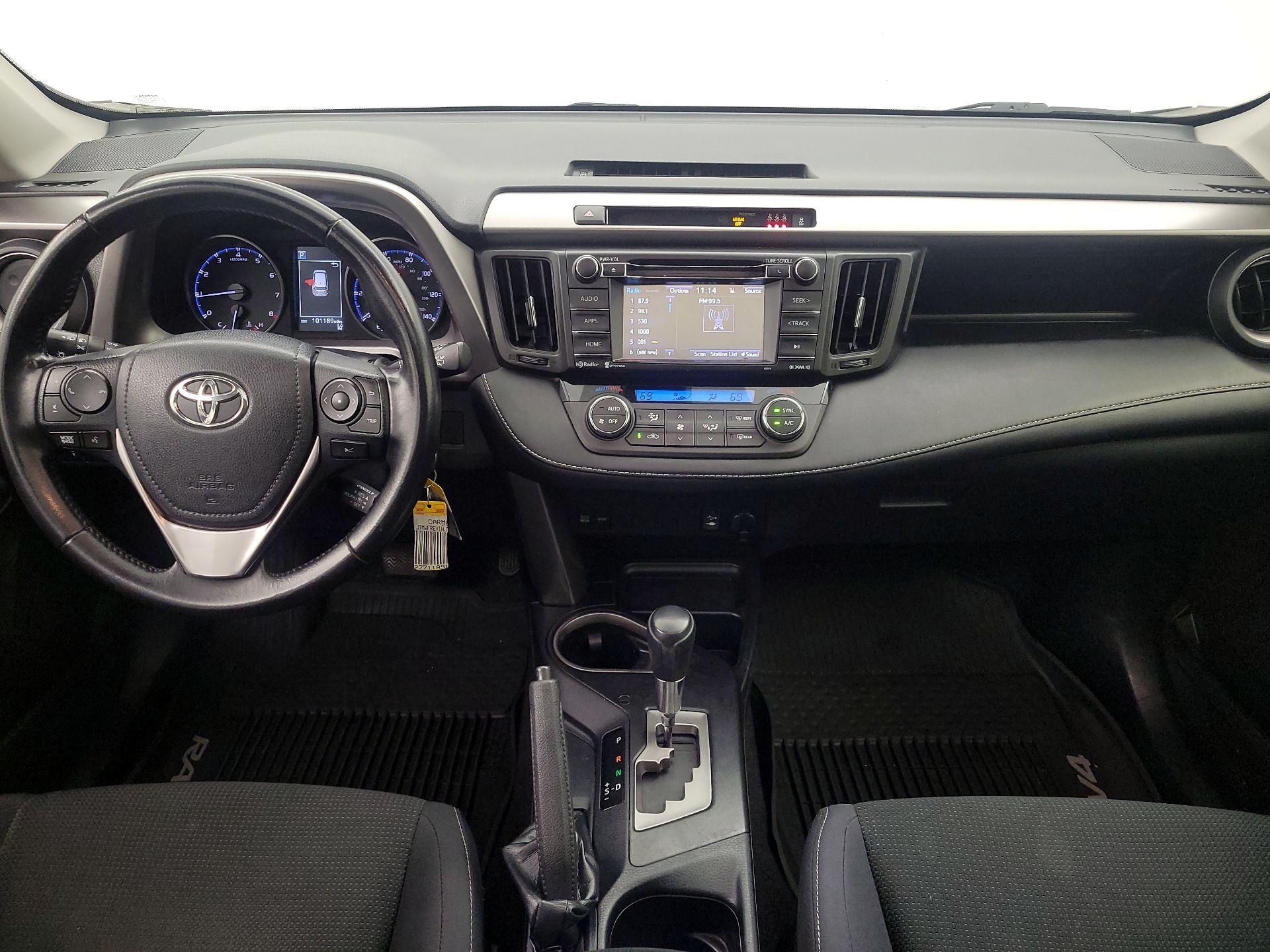 Thumbnail: 2017 Toyota RAV4 - 9