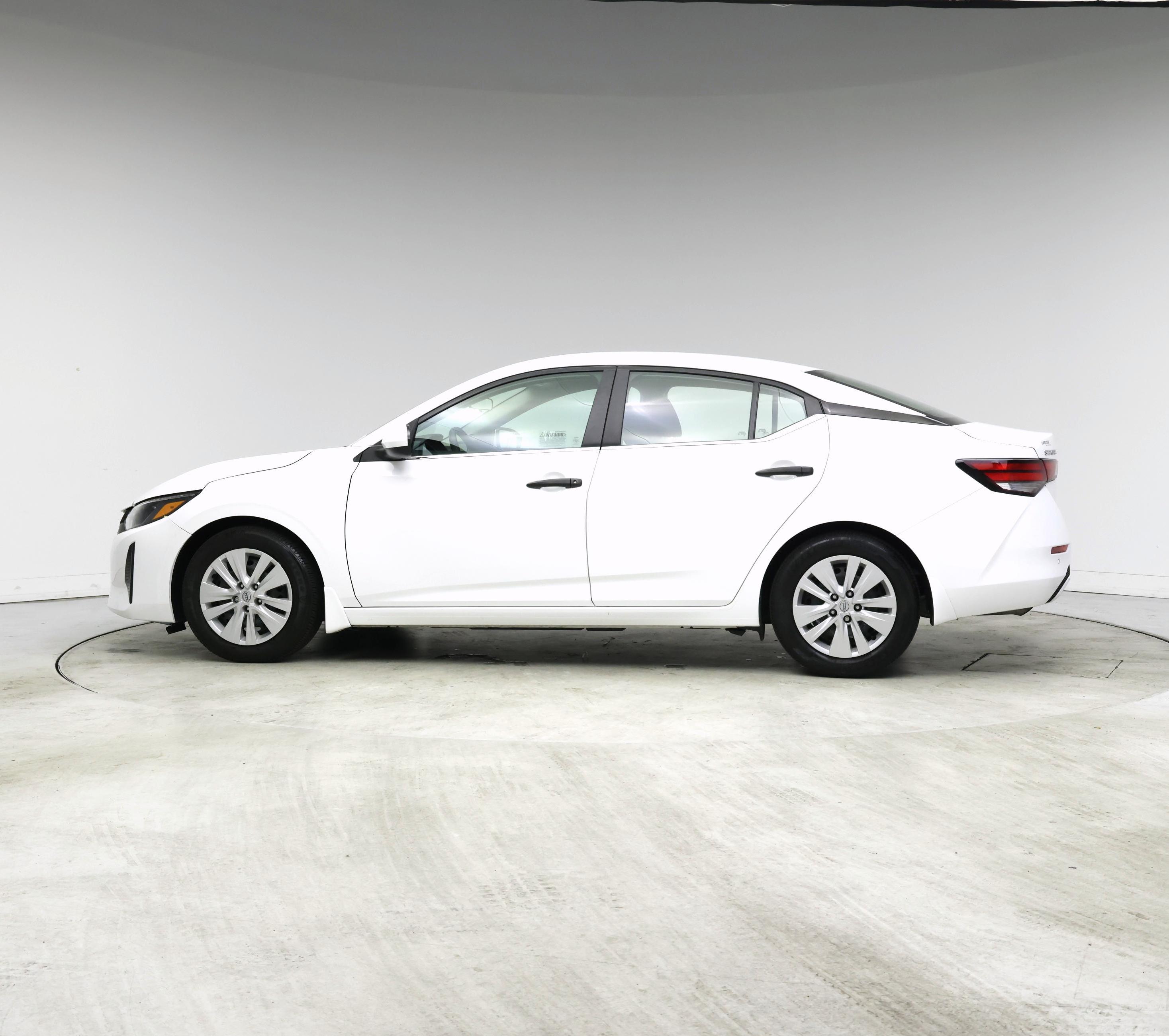 Thumbnail: 2024 Nissan Sentra - 3