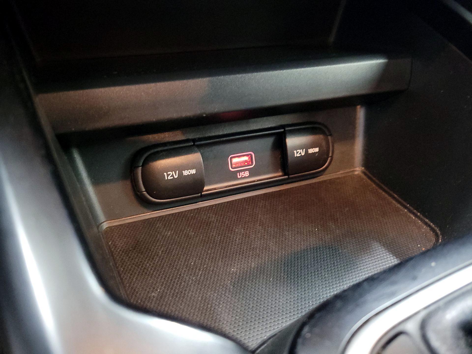 Thumbnail: 2020 Kia Soul - 18