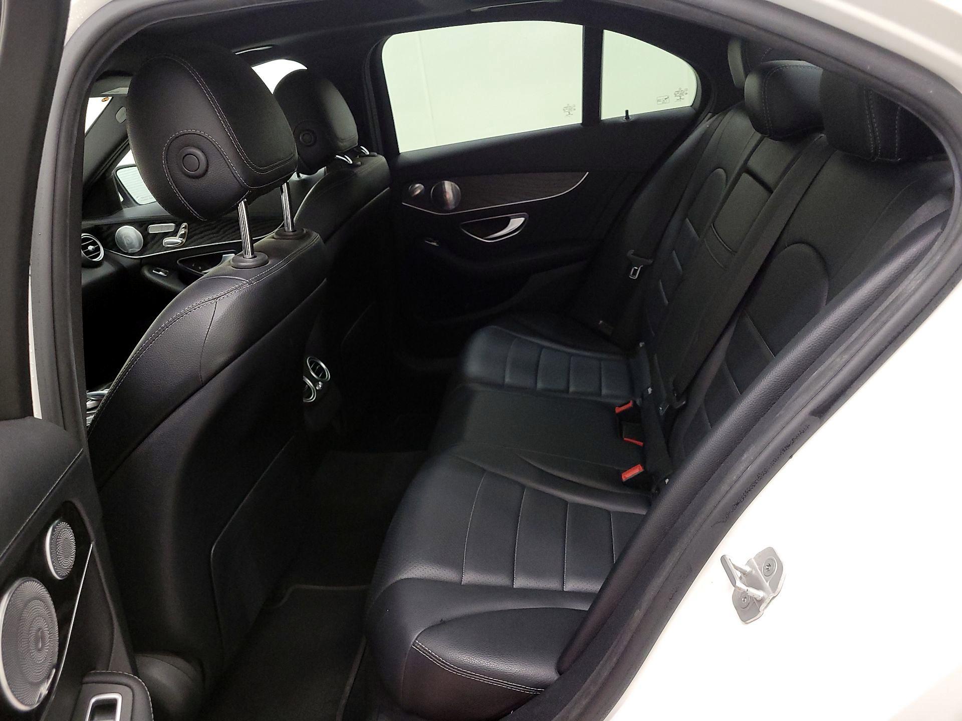 Thumbnail: 2015 Mercedes-Benz C-Class - 19