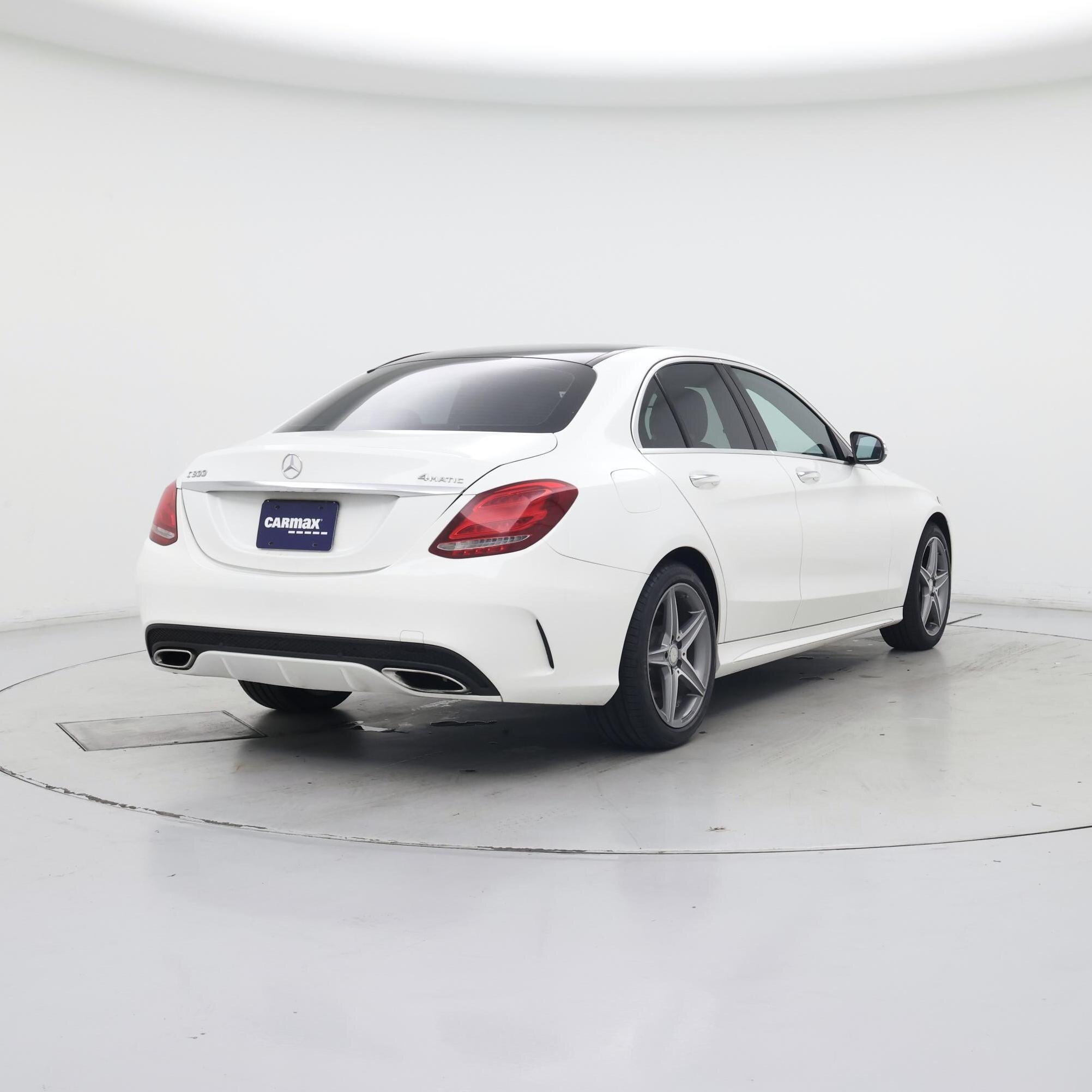 Thumbnail: 2015 Mercedes-Benz C-Class - 8