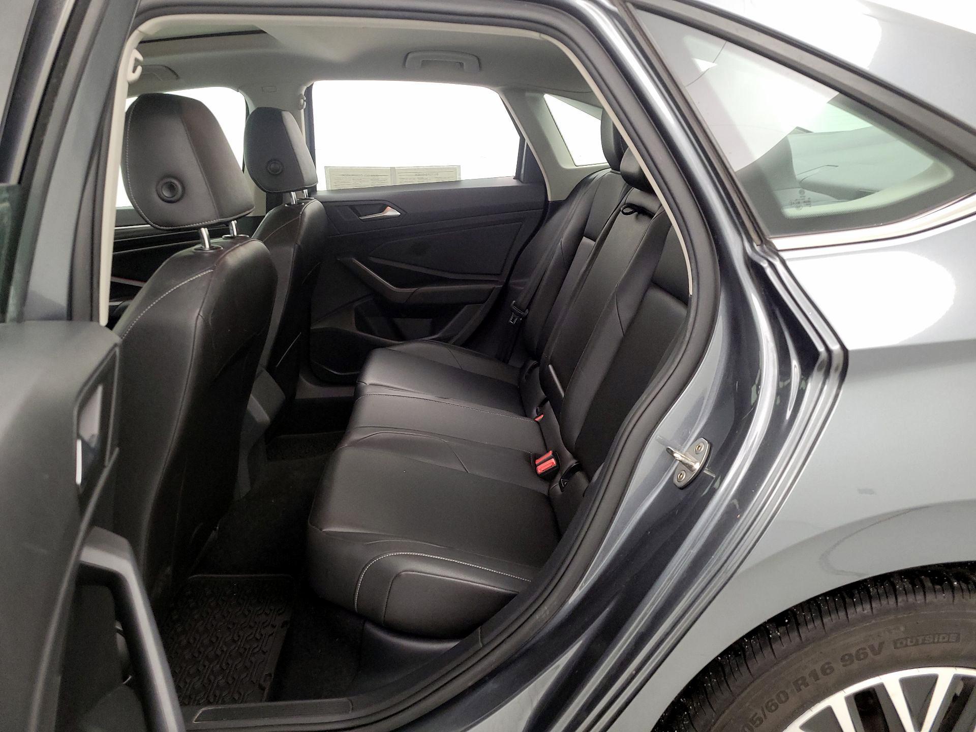 Thumbnail: 2019 Volkswagen Jetta - 20