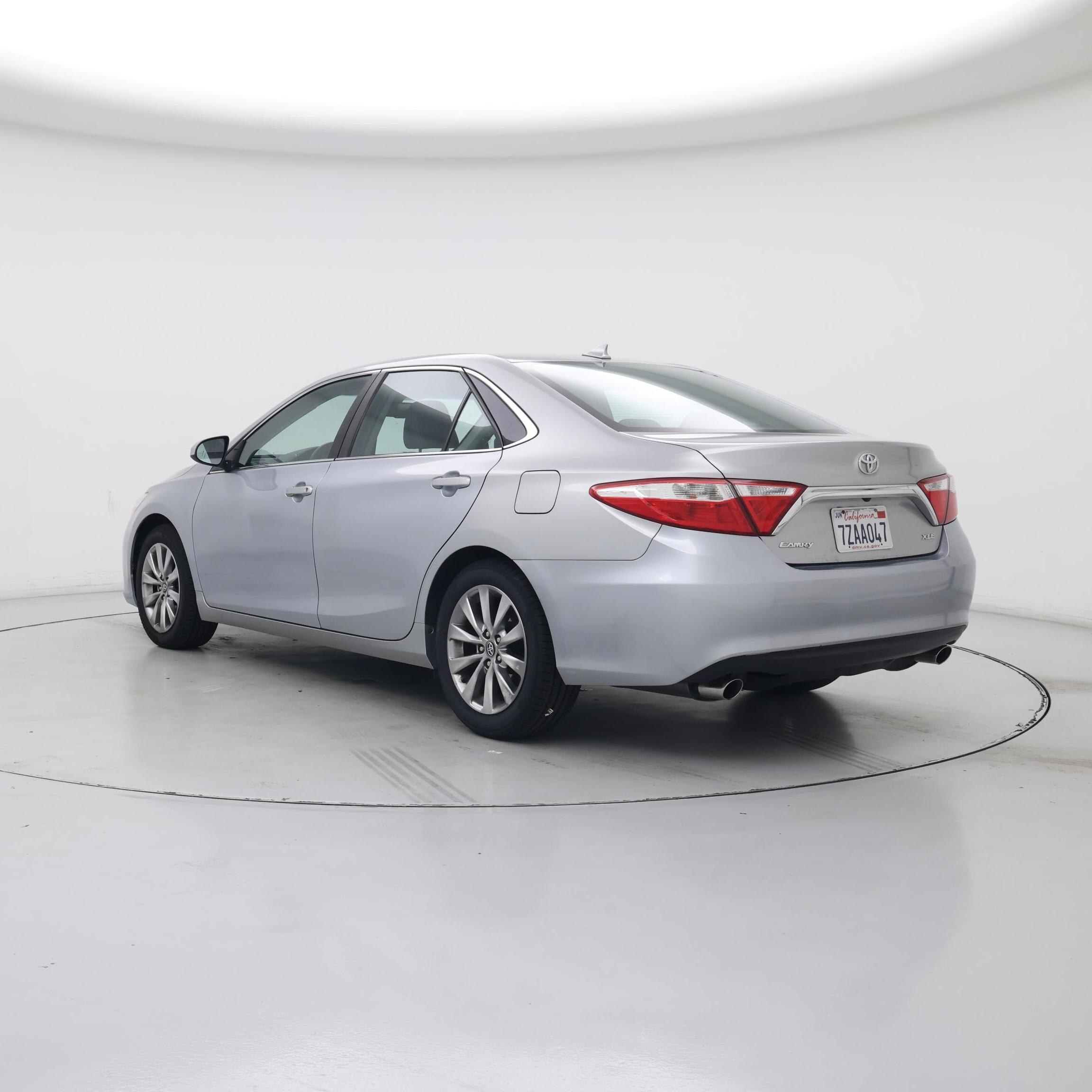 Thumbnail: 2017 Toyota Camry - 2