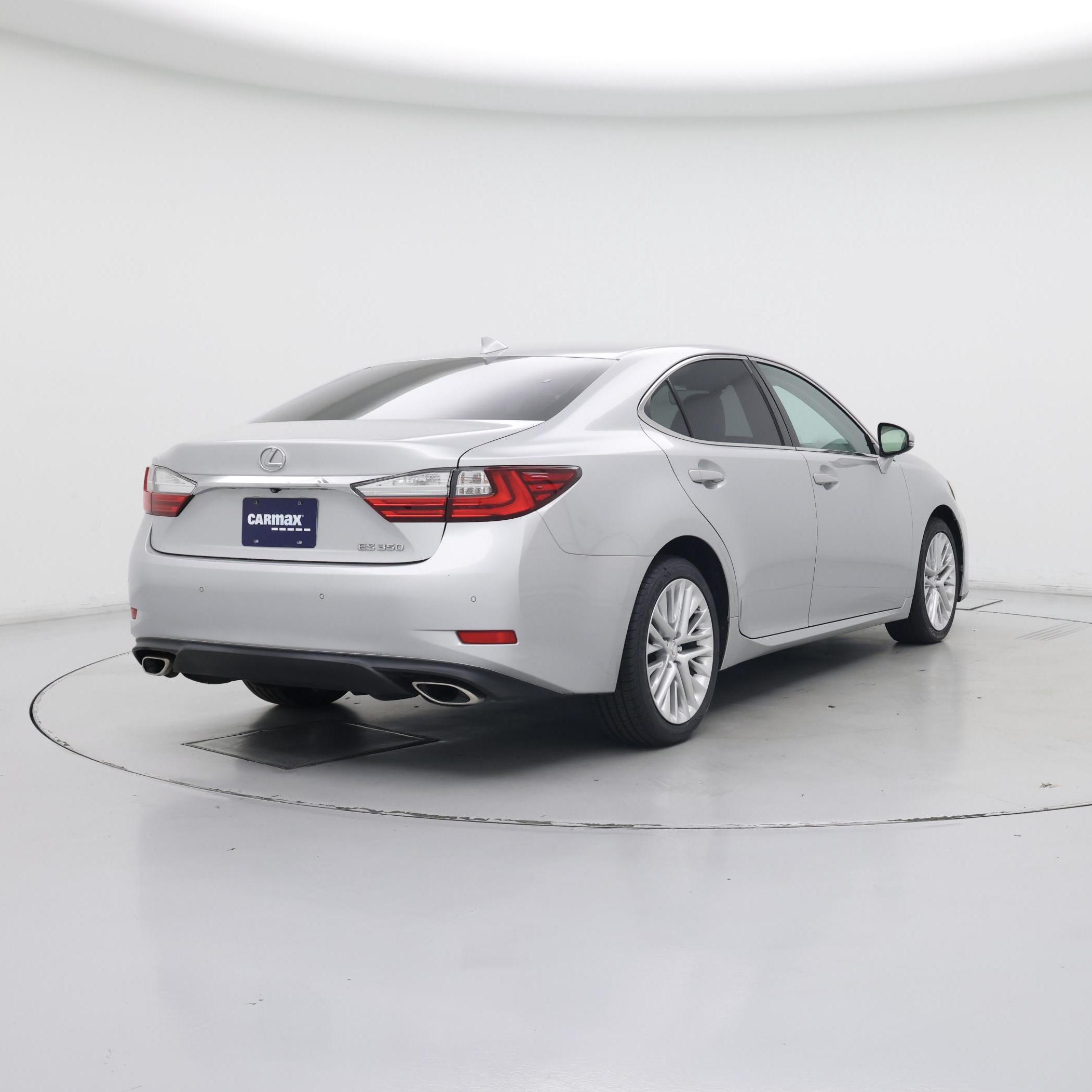 Thumbnail: 2016 Lexus ES - 8