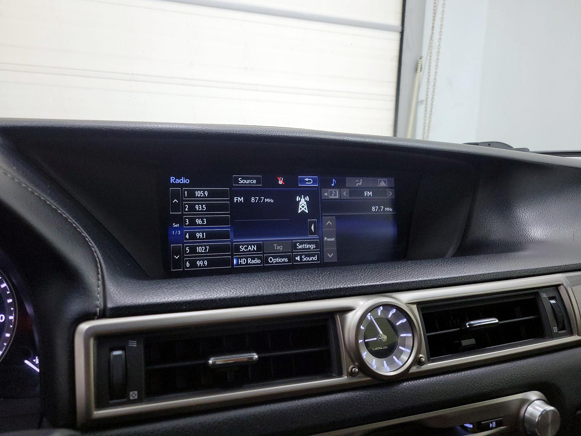 Thumbnail: 2015 Lexus GS - 16