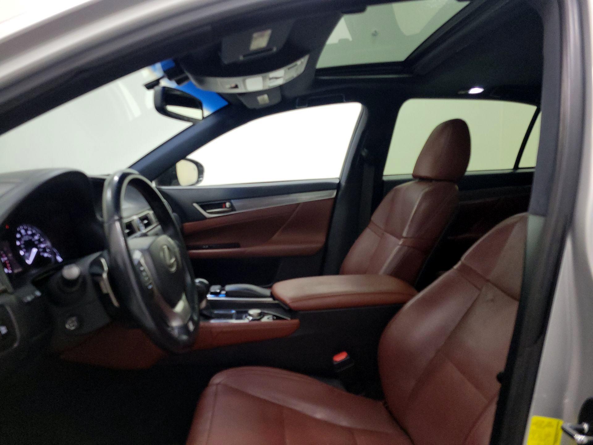 Thumbnail: 2015 Lexus GS - 20