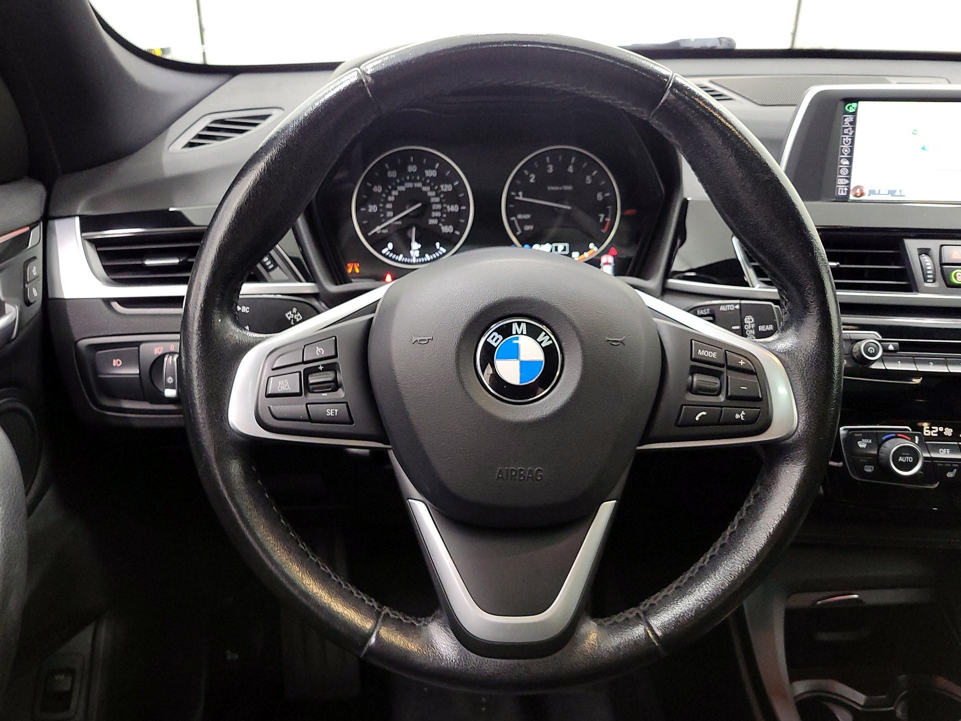 Thumbnail: 2017 BMW X1 - 10