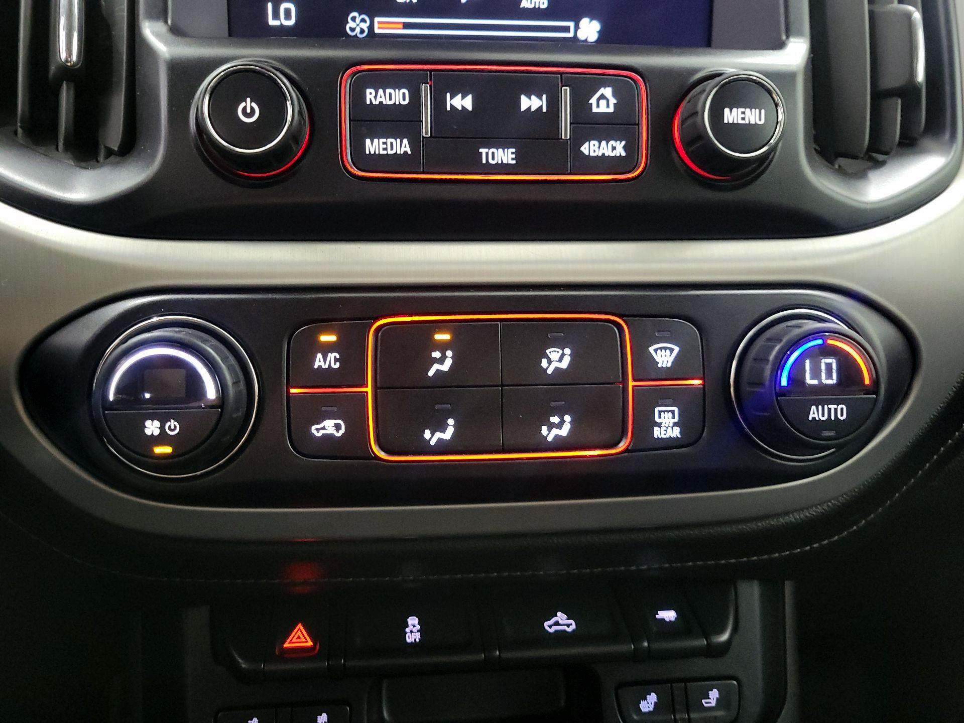 Thumbnail: 2015 GMC Canyon - 16