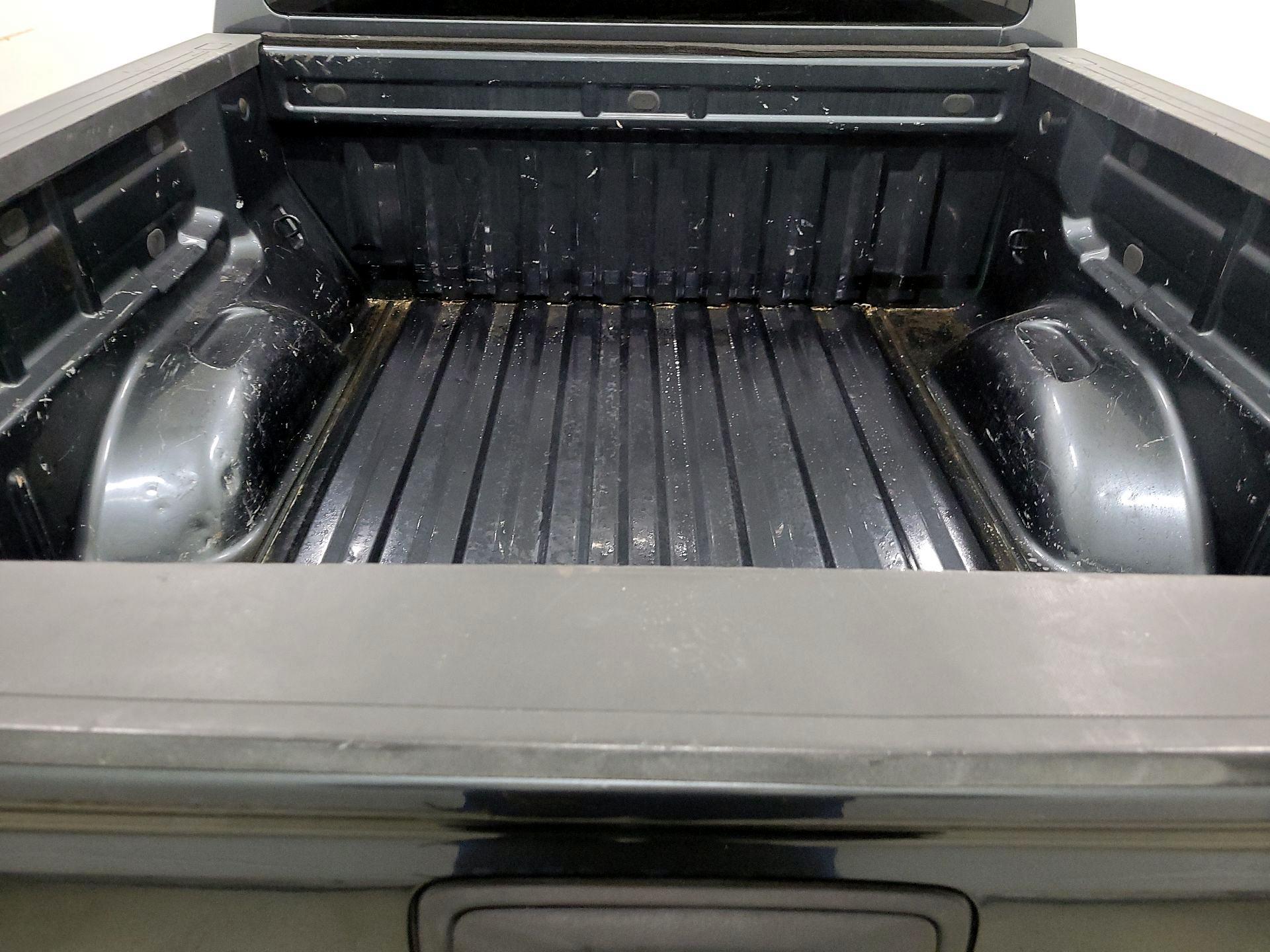 Thumbnail: 2015 GMC Canyon - 20