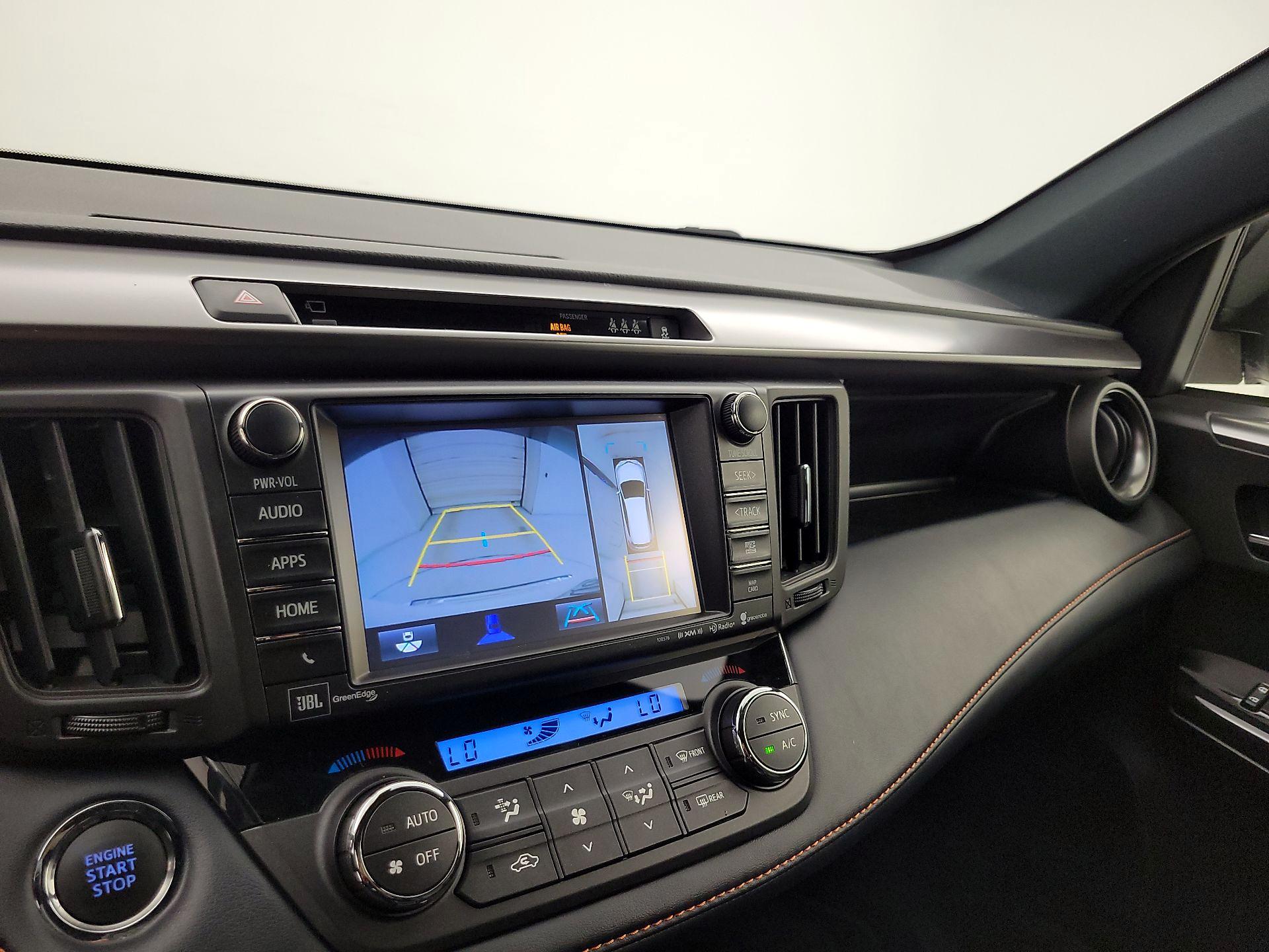 Thumbnail: 2018 Toyota RAV4 - 14