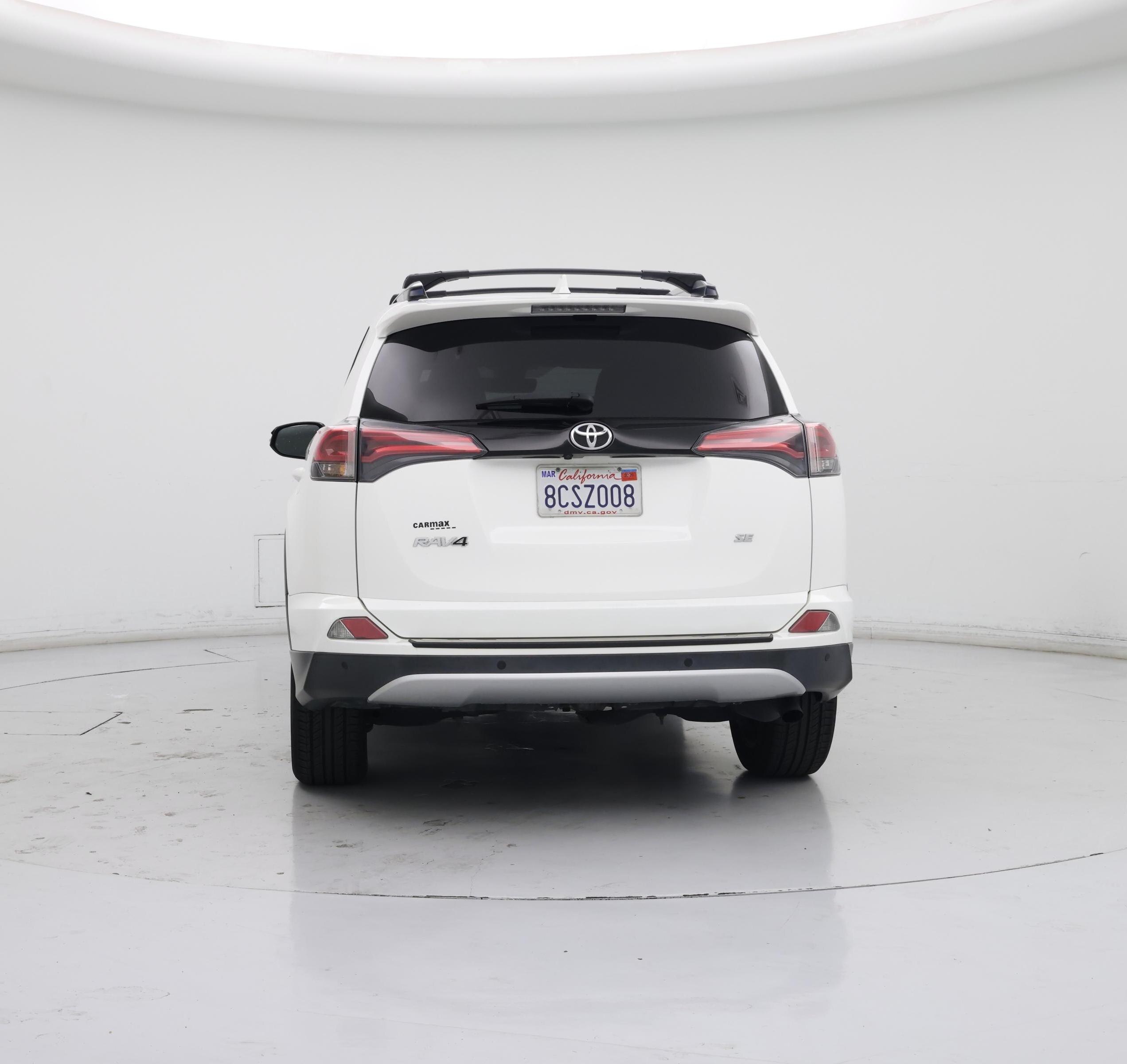 Thumbnail: 2018 Toyota RAV4 - 6