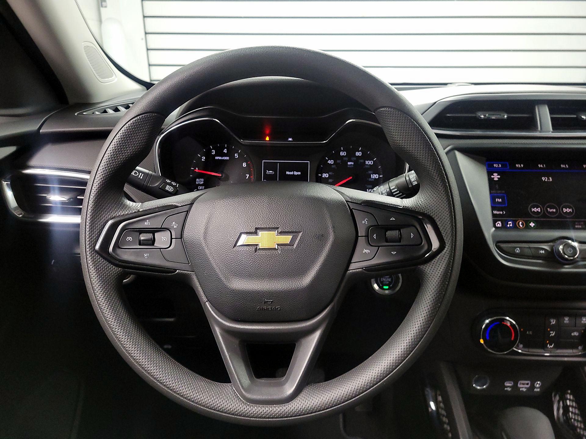 Thumbnail: 2023 Chevrolet TrailBlazer - 10