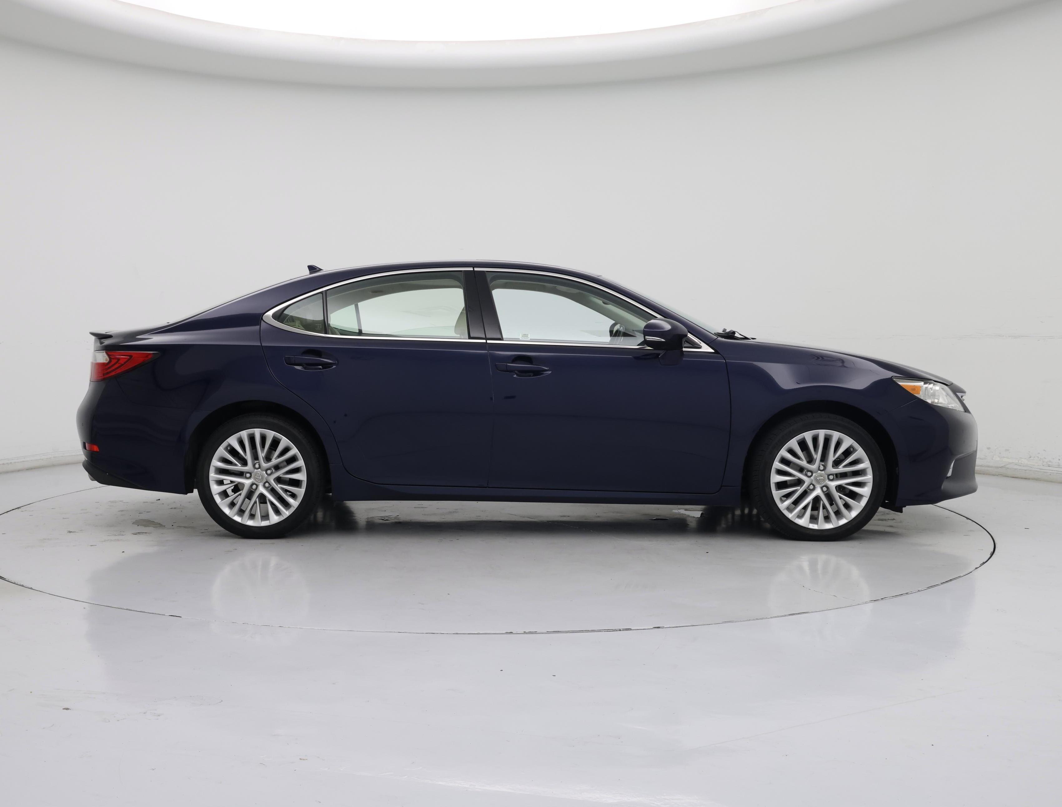Thumbnail: 2014 Lexus ES - 7