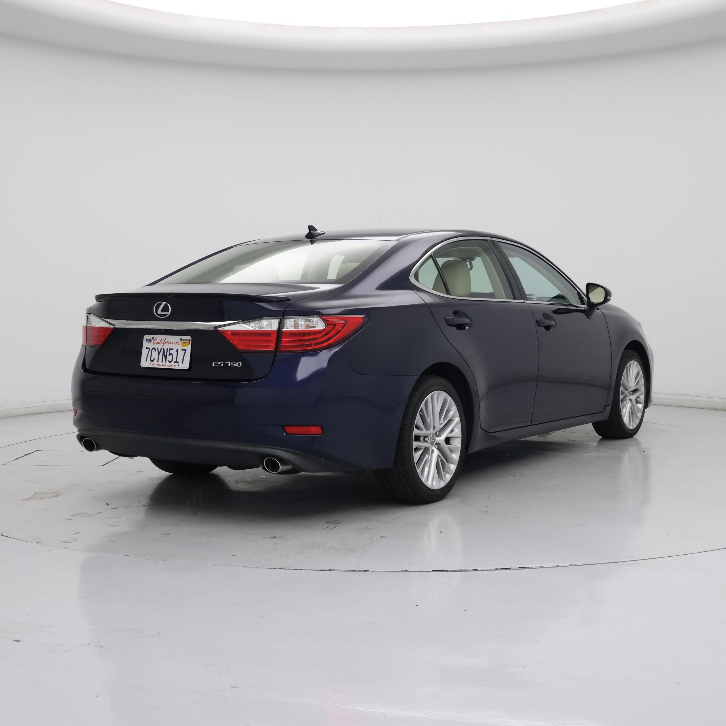 Thumbnail: 2014 Lexus ES - 8