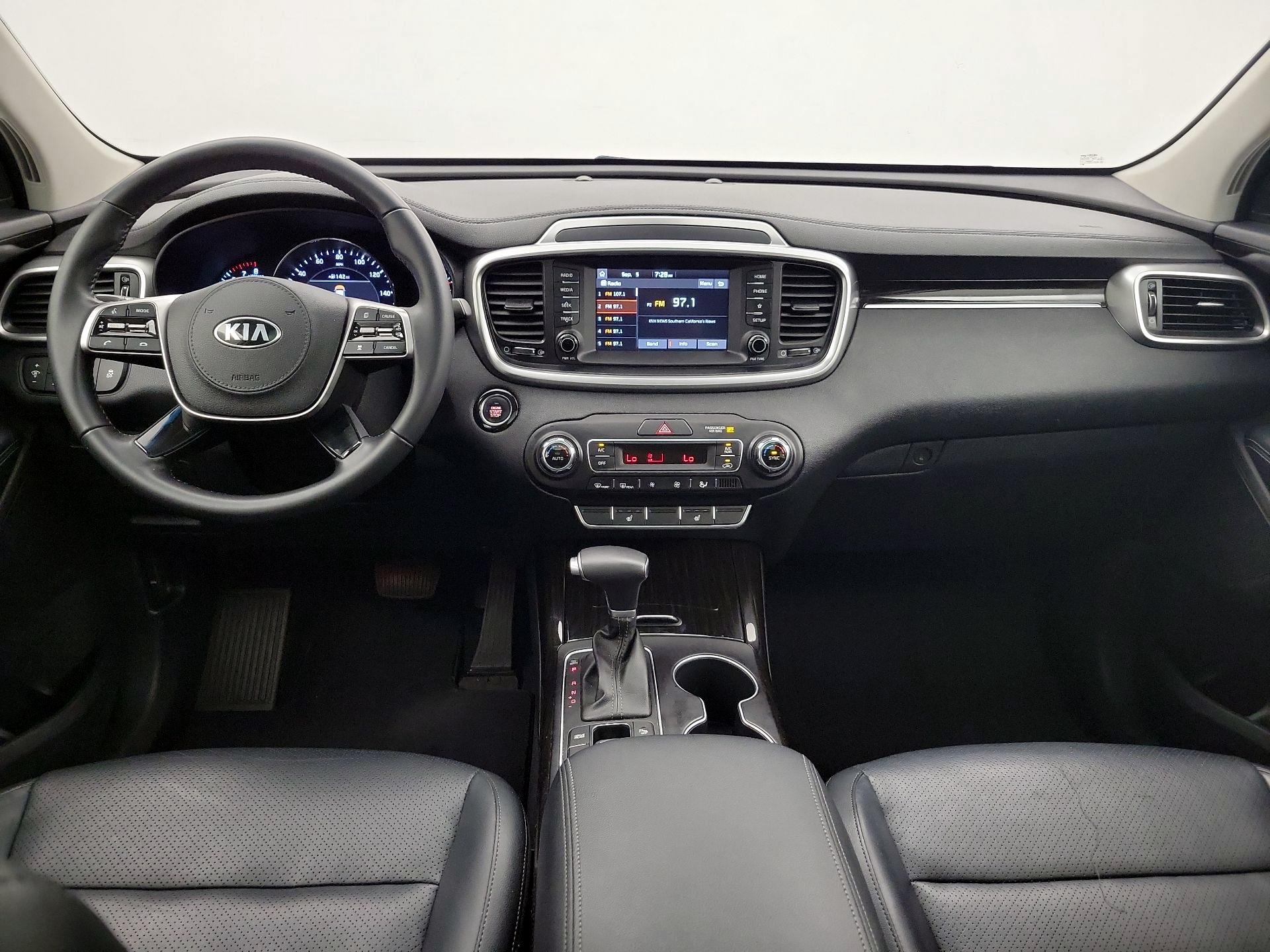 Thumbnail: 2020 Kia Sorento - 9