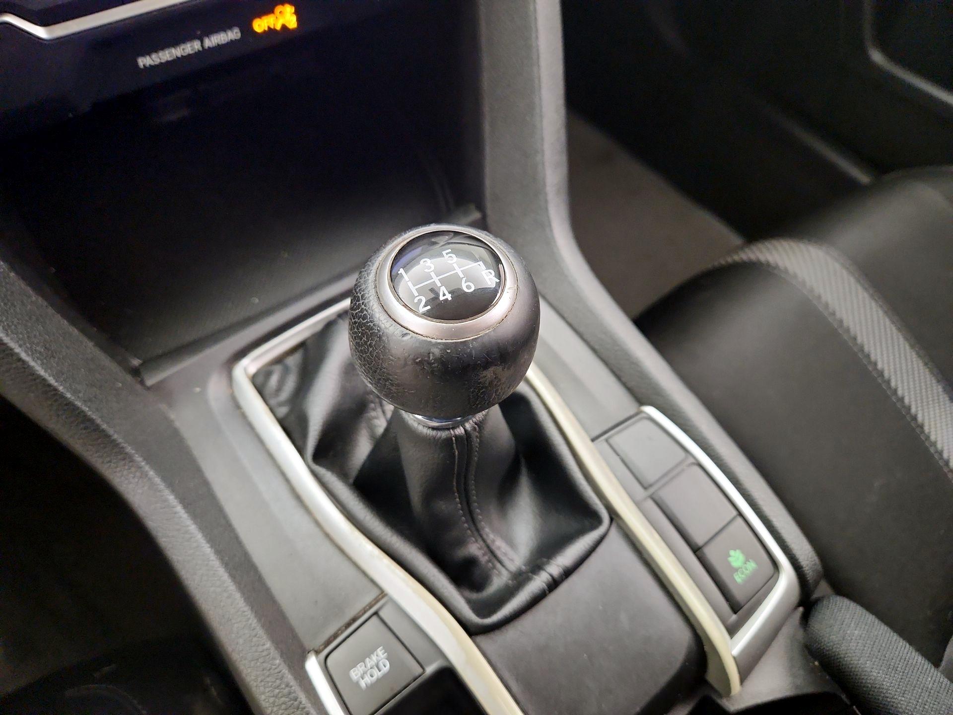 Thumbnail: 2018 Honda Civic - 17