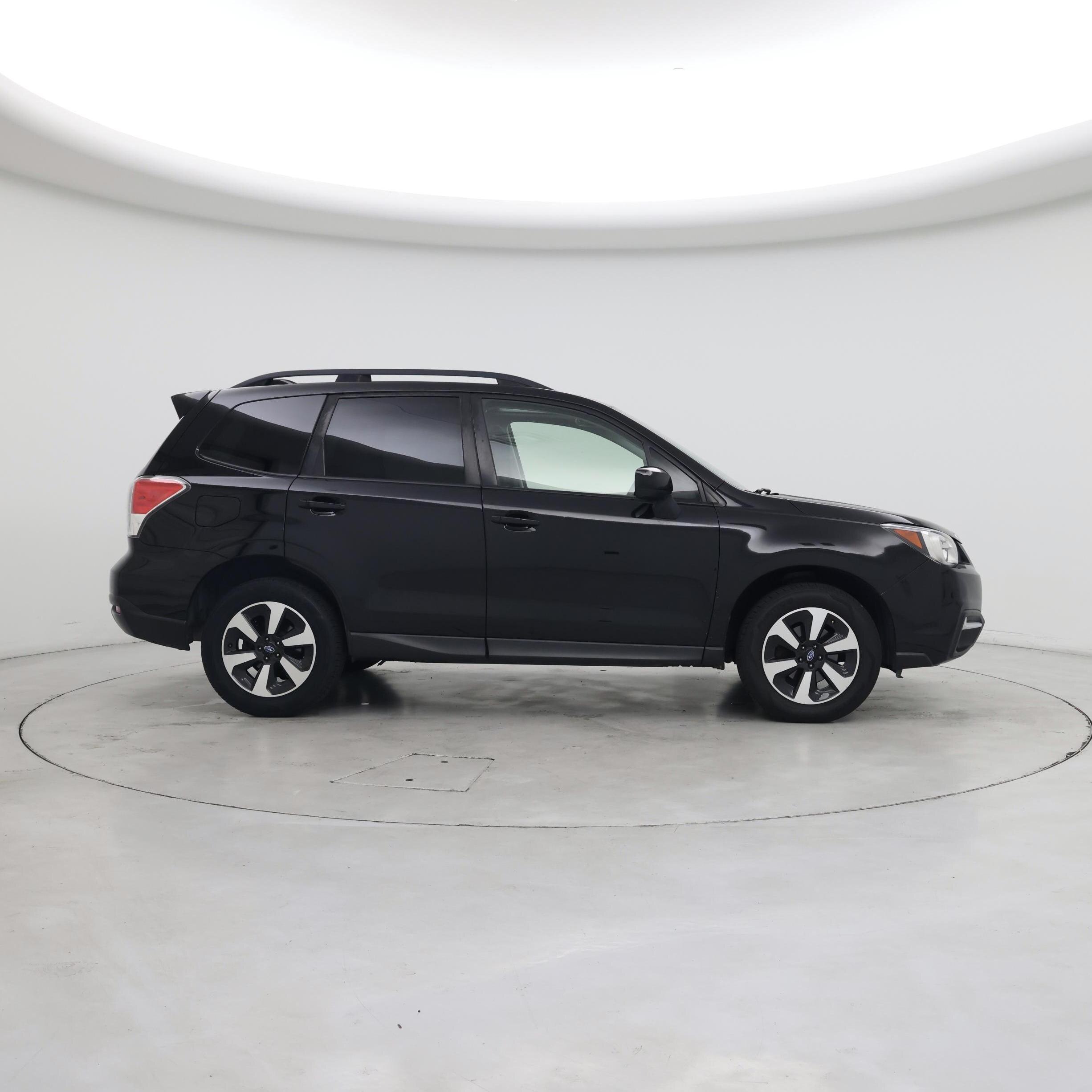 Thumbnail: 2017 Subaru Forester - 7