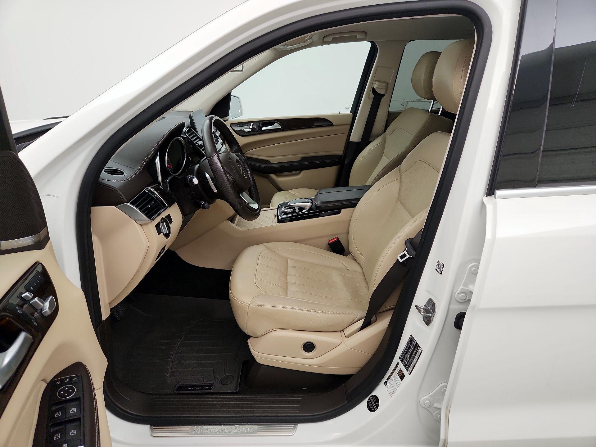 Thumbnail: 2019 Mercedes-Benz GLS - 11