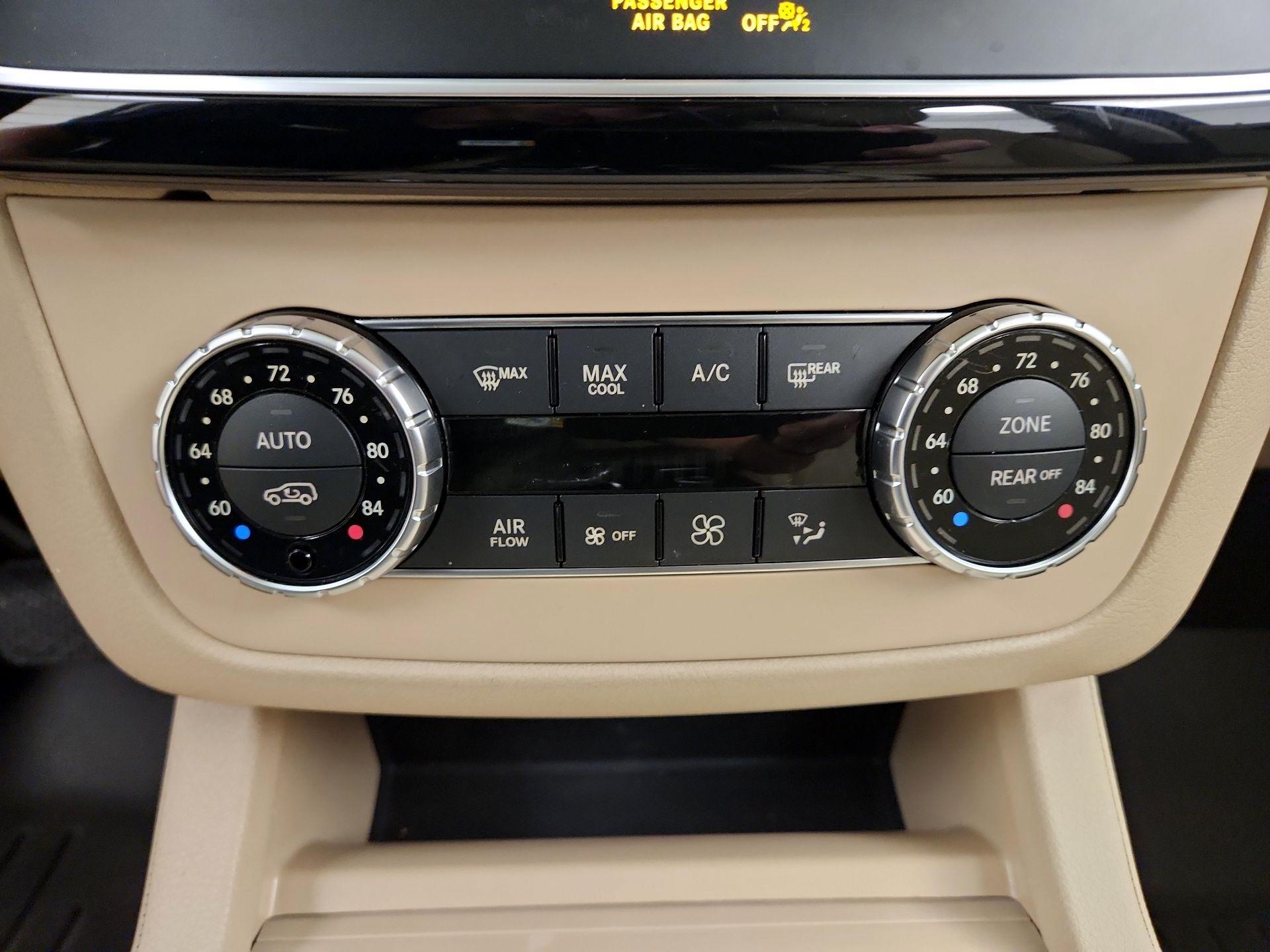 Thumbnail: 2019 Mercedes-Benz GLS - 17