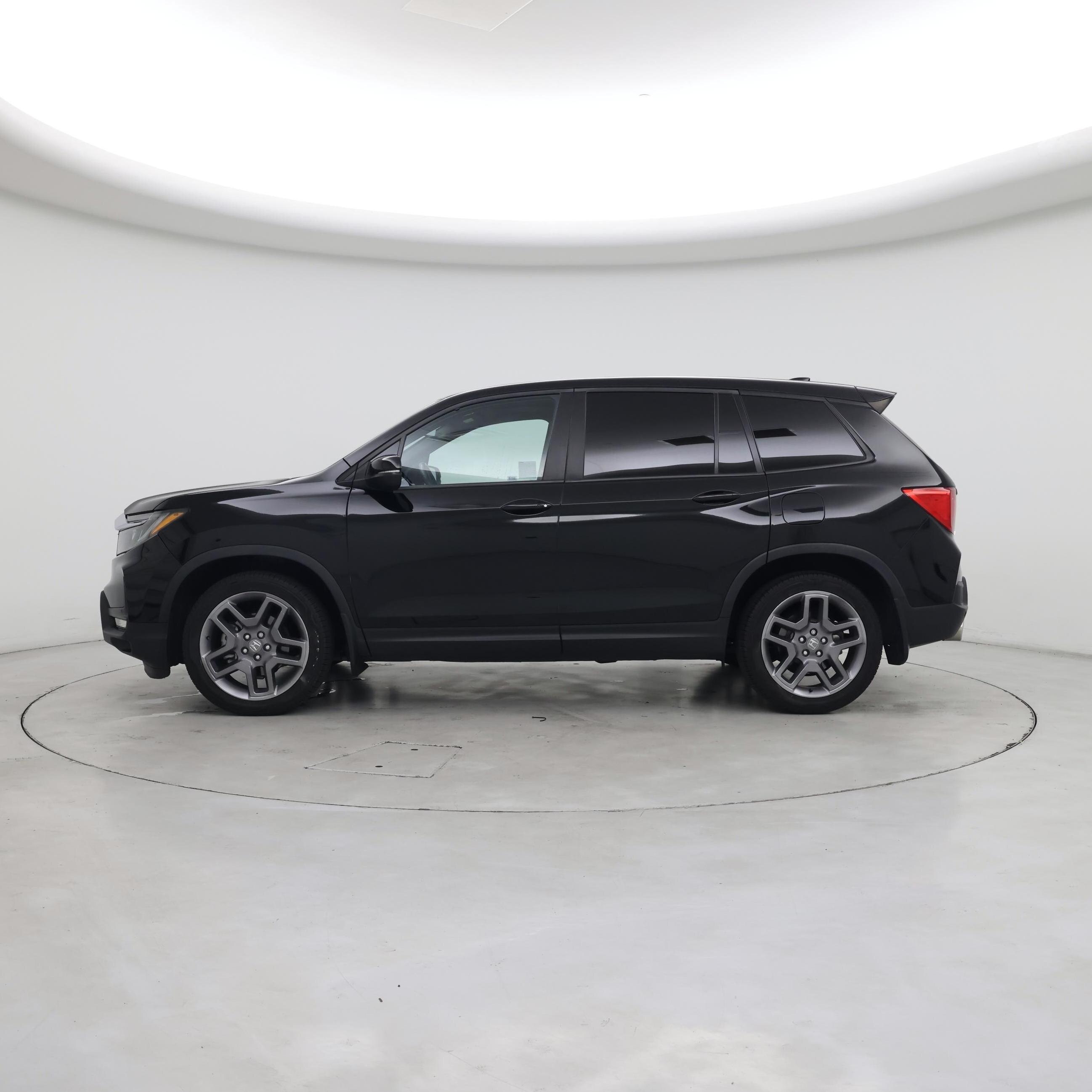 Thumbnail: 2022 Honda Passport - 3