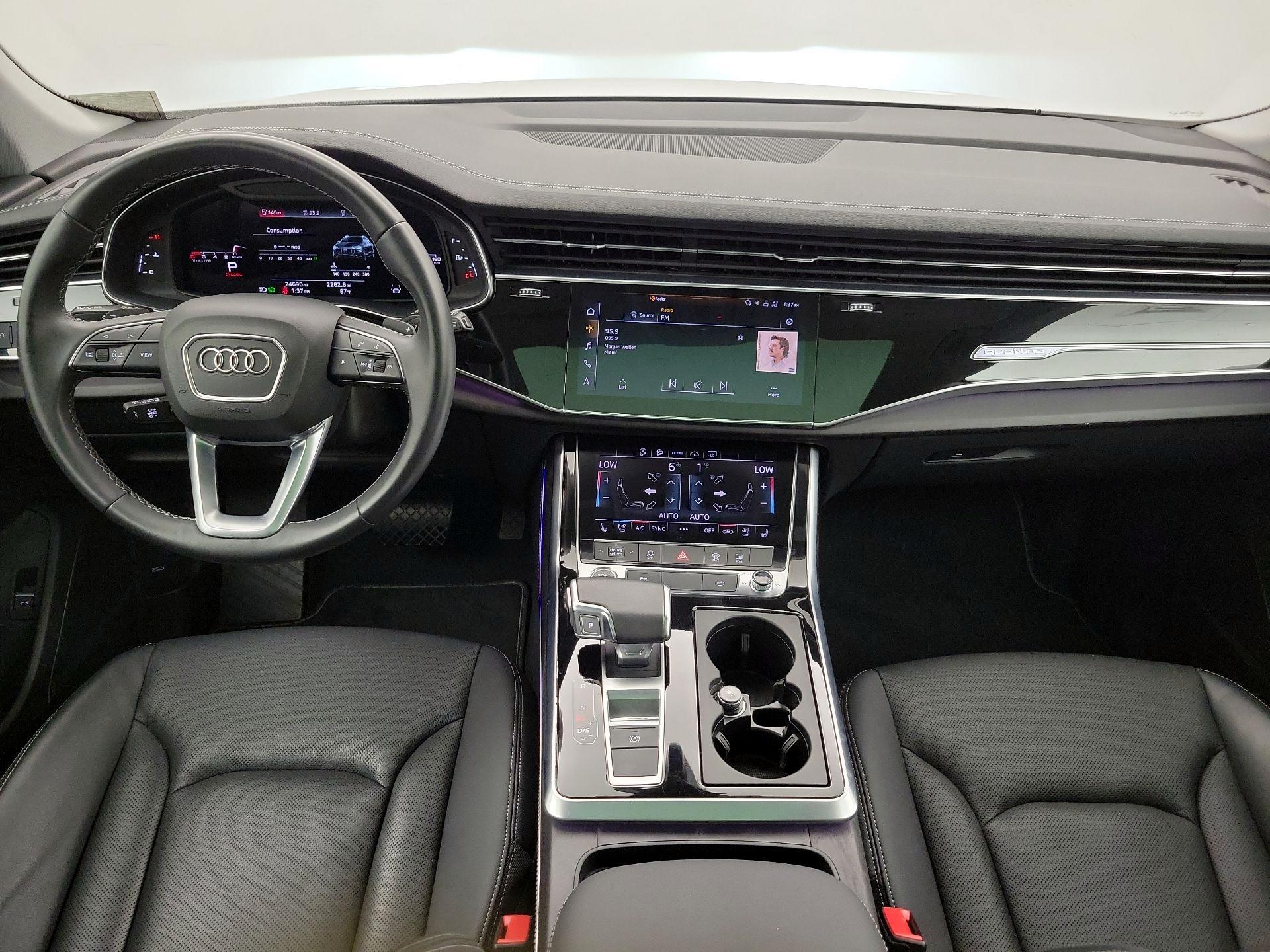 Thumbnail: 2023 Audi Q8 - 9