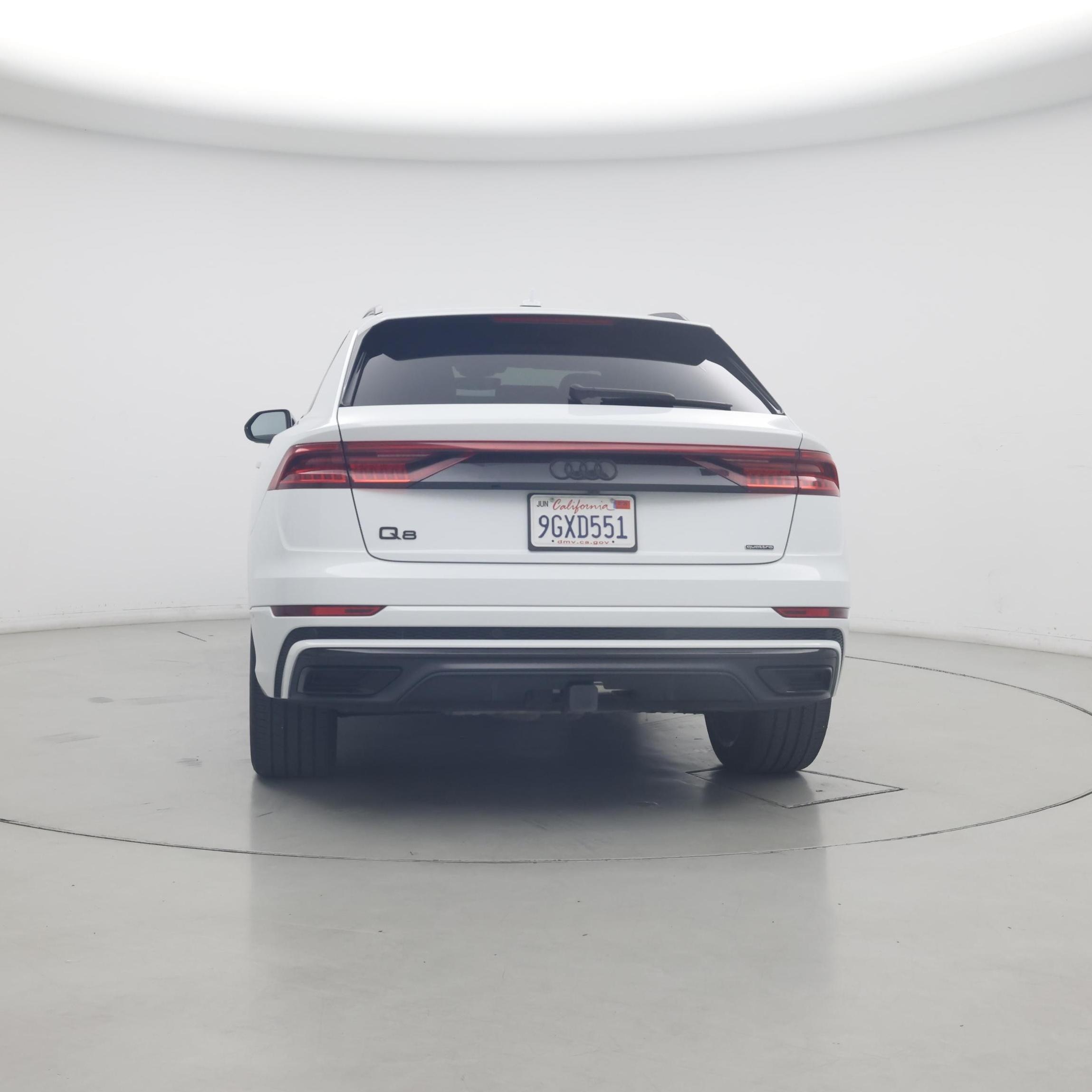 Thumbnail: 2023 Audi Q8 - 6