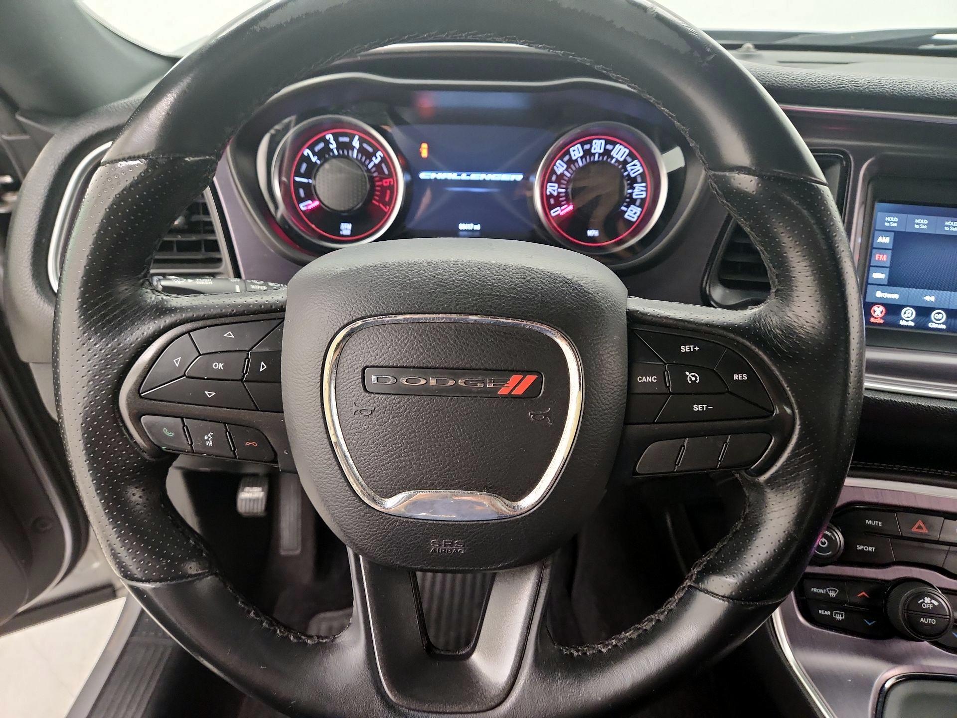 Thumbnail: 2018 Dodge Challenger - 10