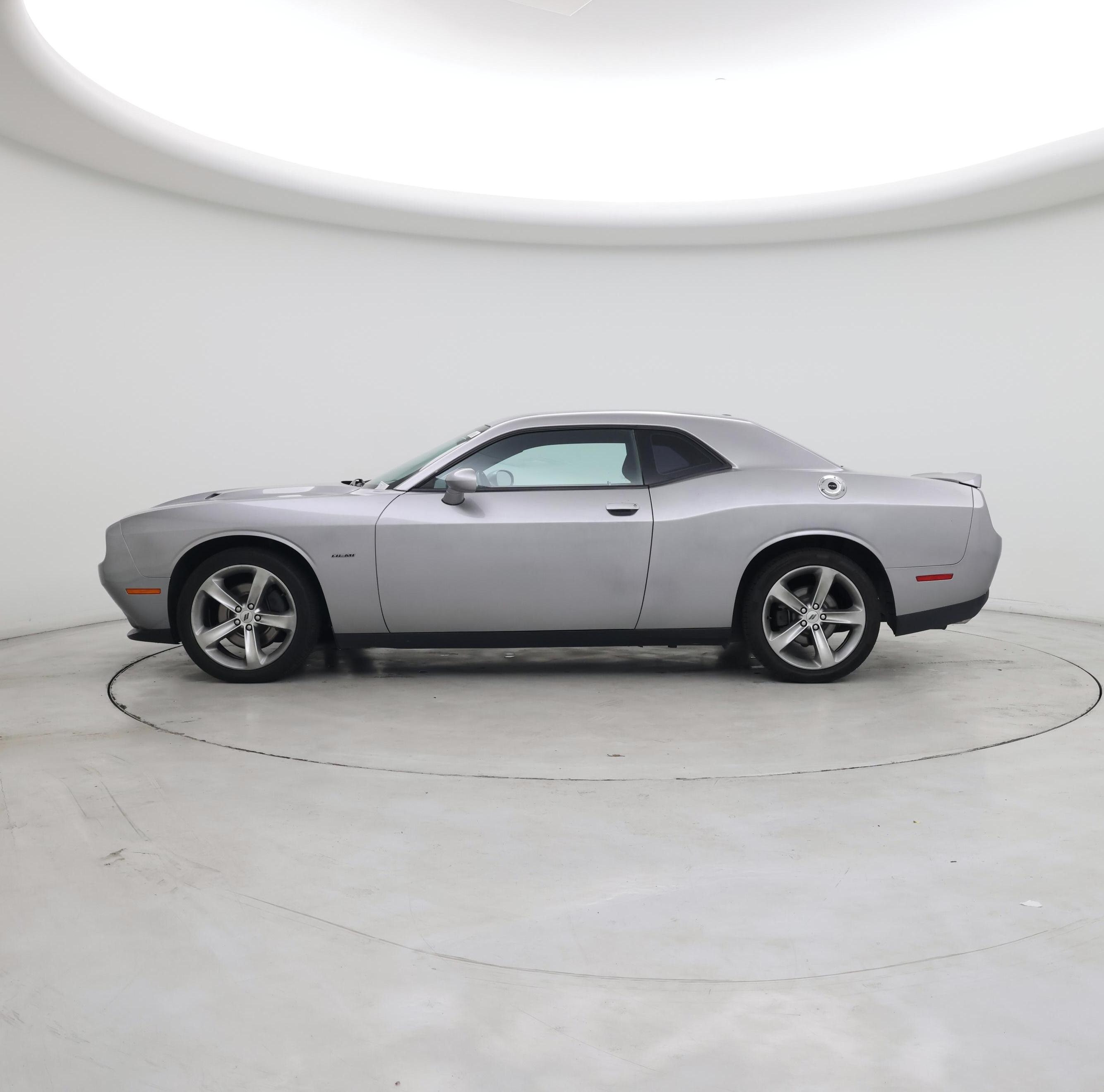 Thumbnail: 2018 Dodge Challenger - 3