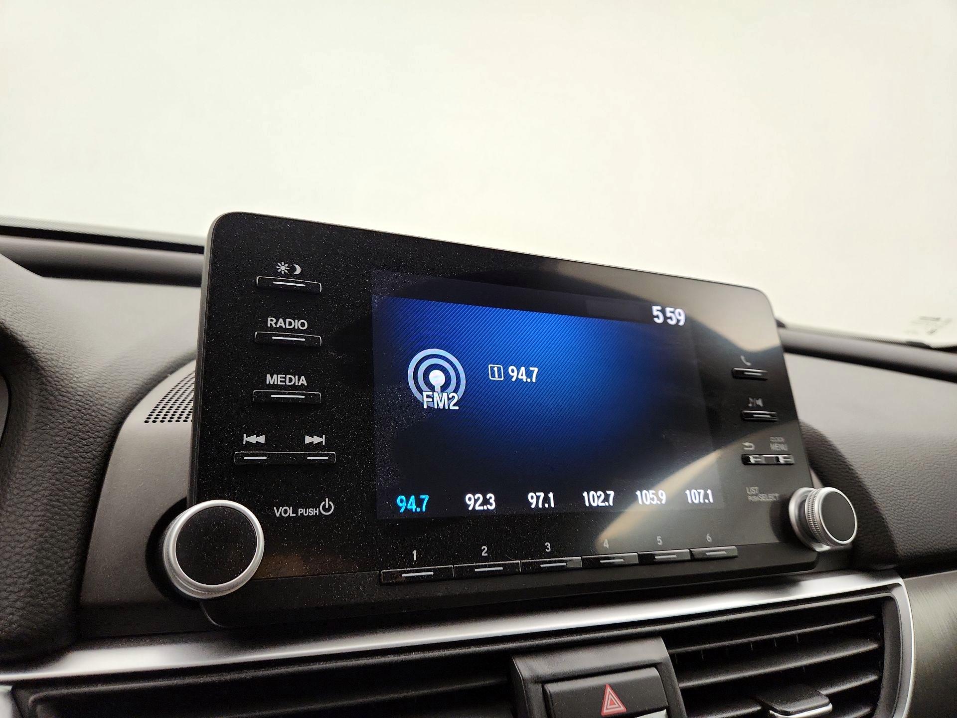 Thumbnail: 2019 Honda Accord - 15